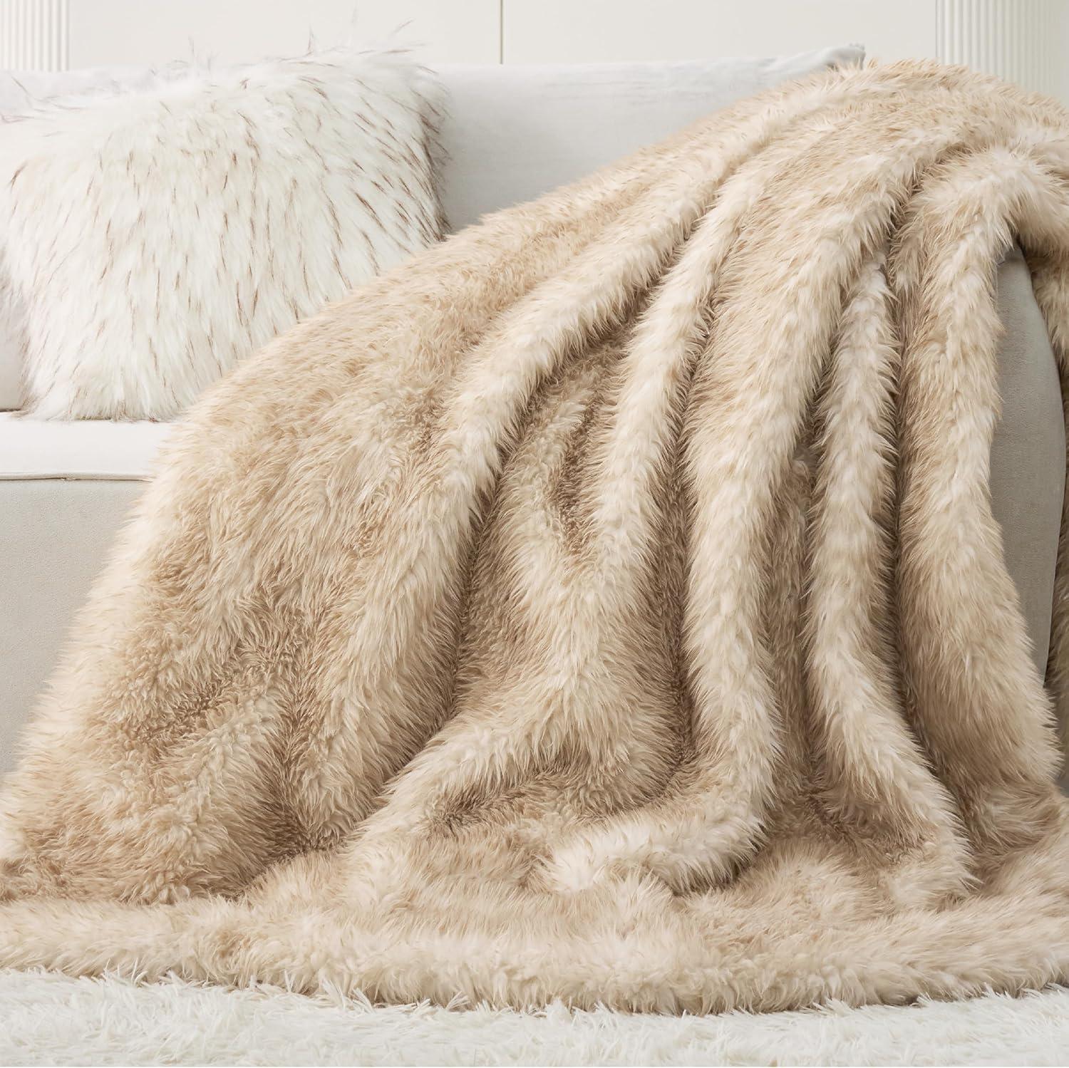 Luxurious Beige Faux Fur 50x70 Inch Cozy Blanket