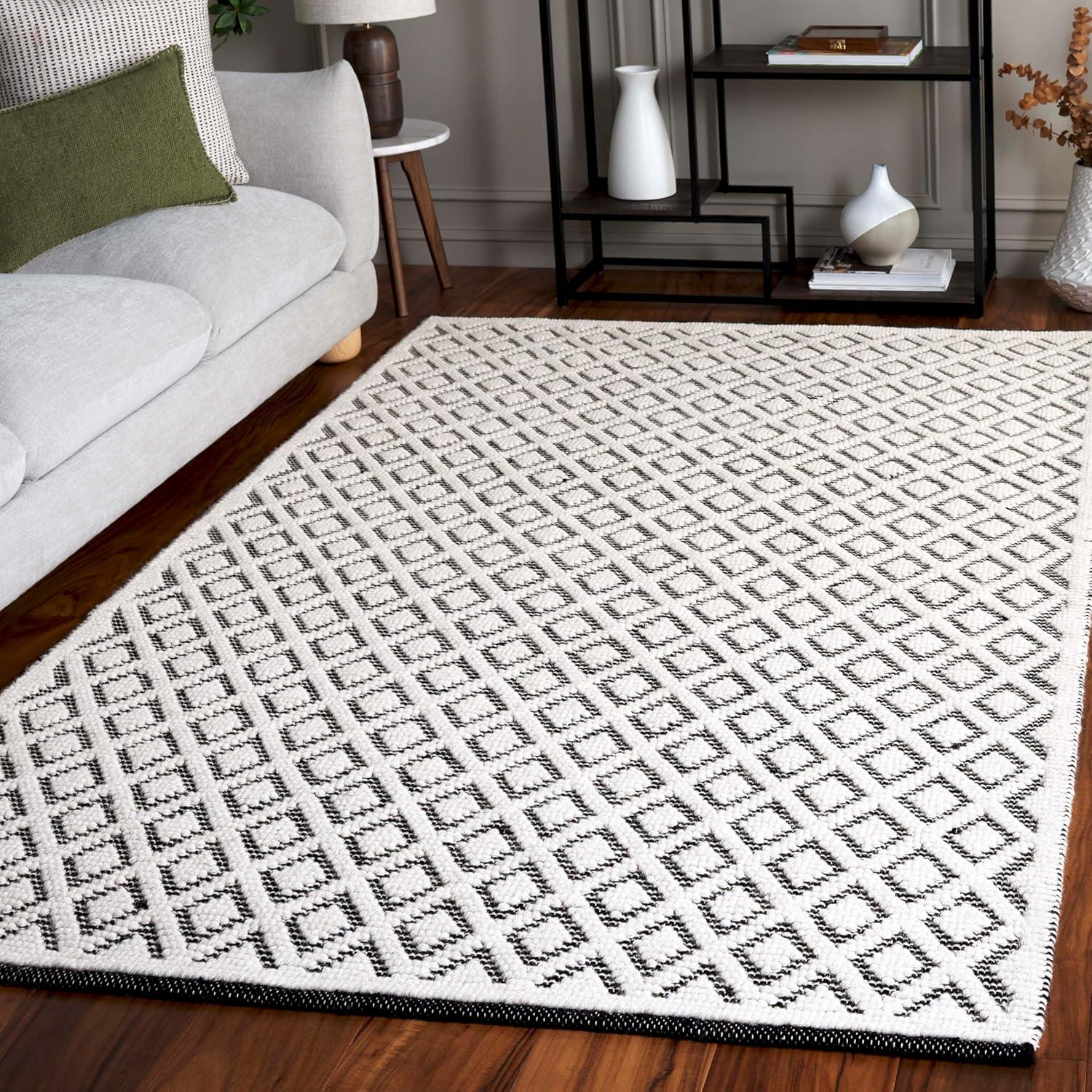 Vermont VRM304 Hand Woven Indoor Area Rug - Ivory/Black - 4'x6' - Safavieh.