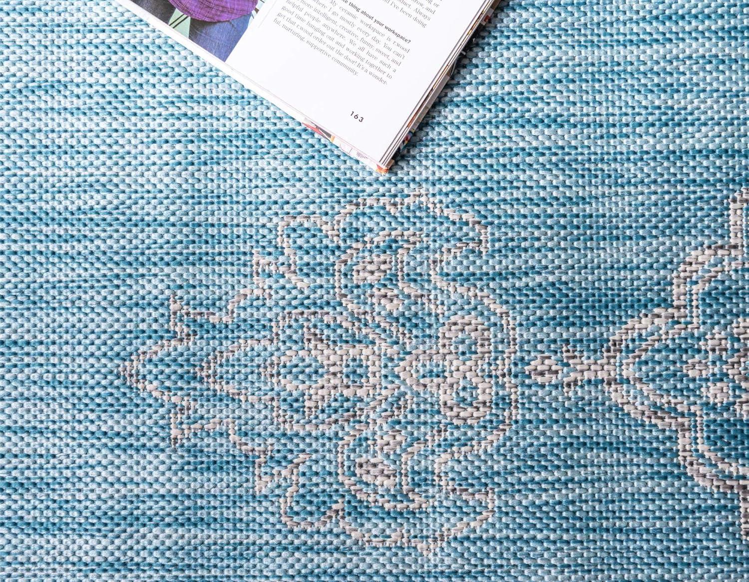 Unique Loom 7' 0 x 10' 0 Rectangle Indoor/Outdoor Traditional Light Aqua Area Rug