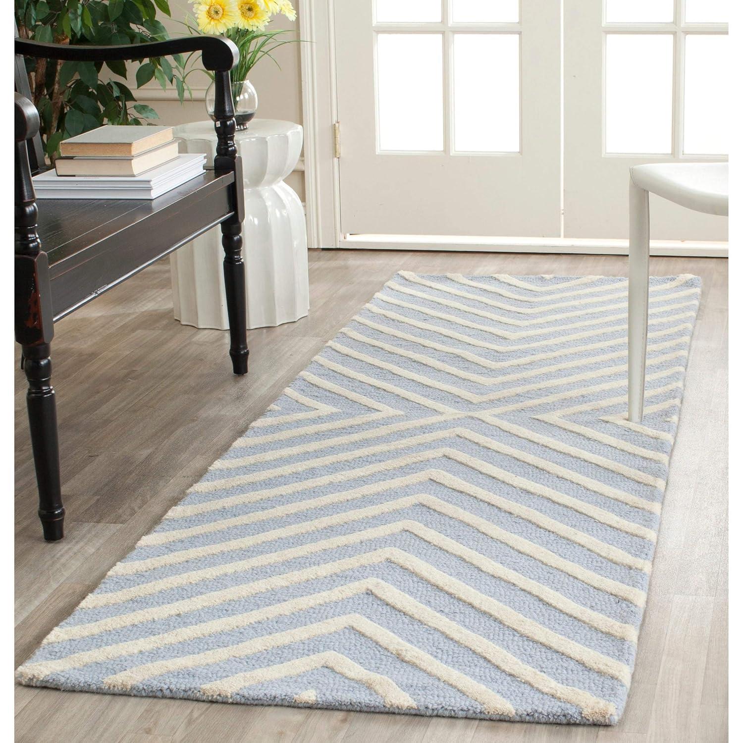 Cambridge CAM129 Hand Tufted Area Rug  - Safavieh