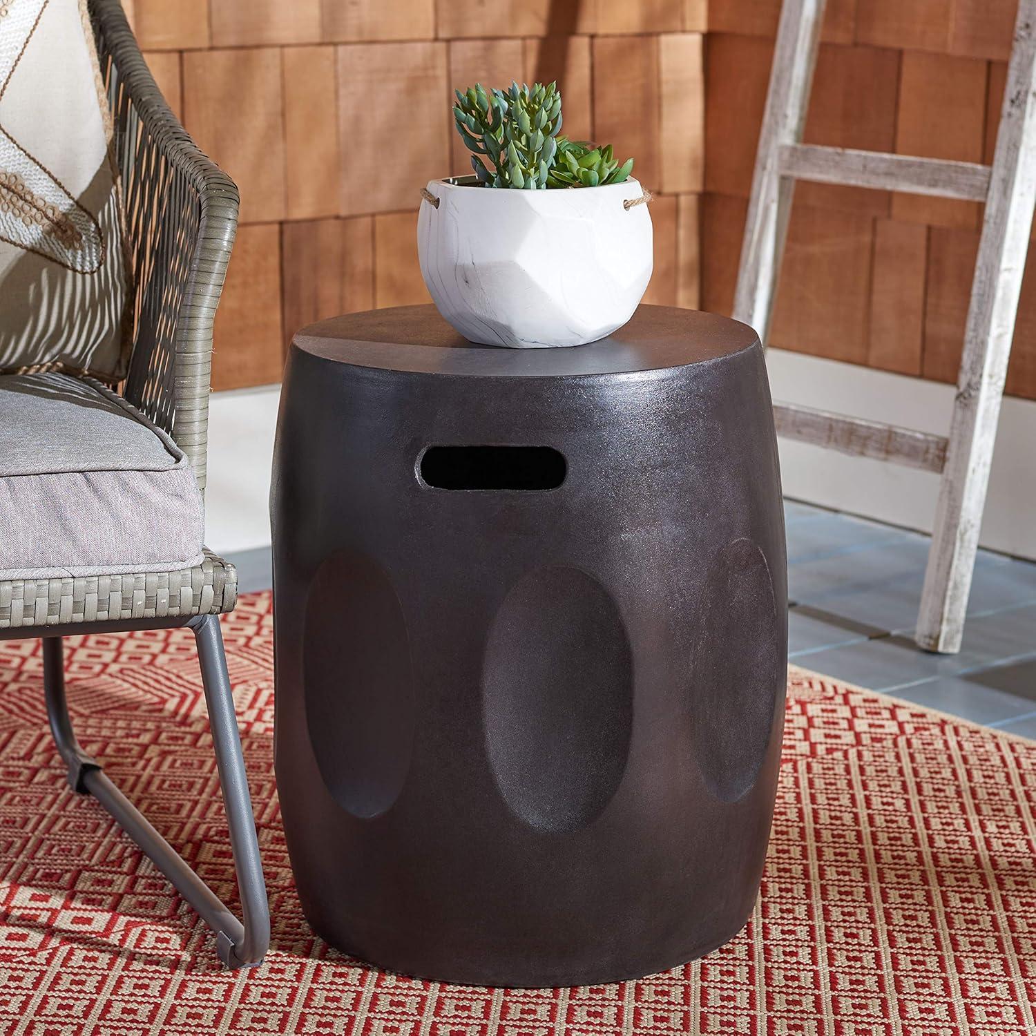 SAFAVIEH Zuri Outdoor Modern Concrete Round Accent Table, Black