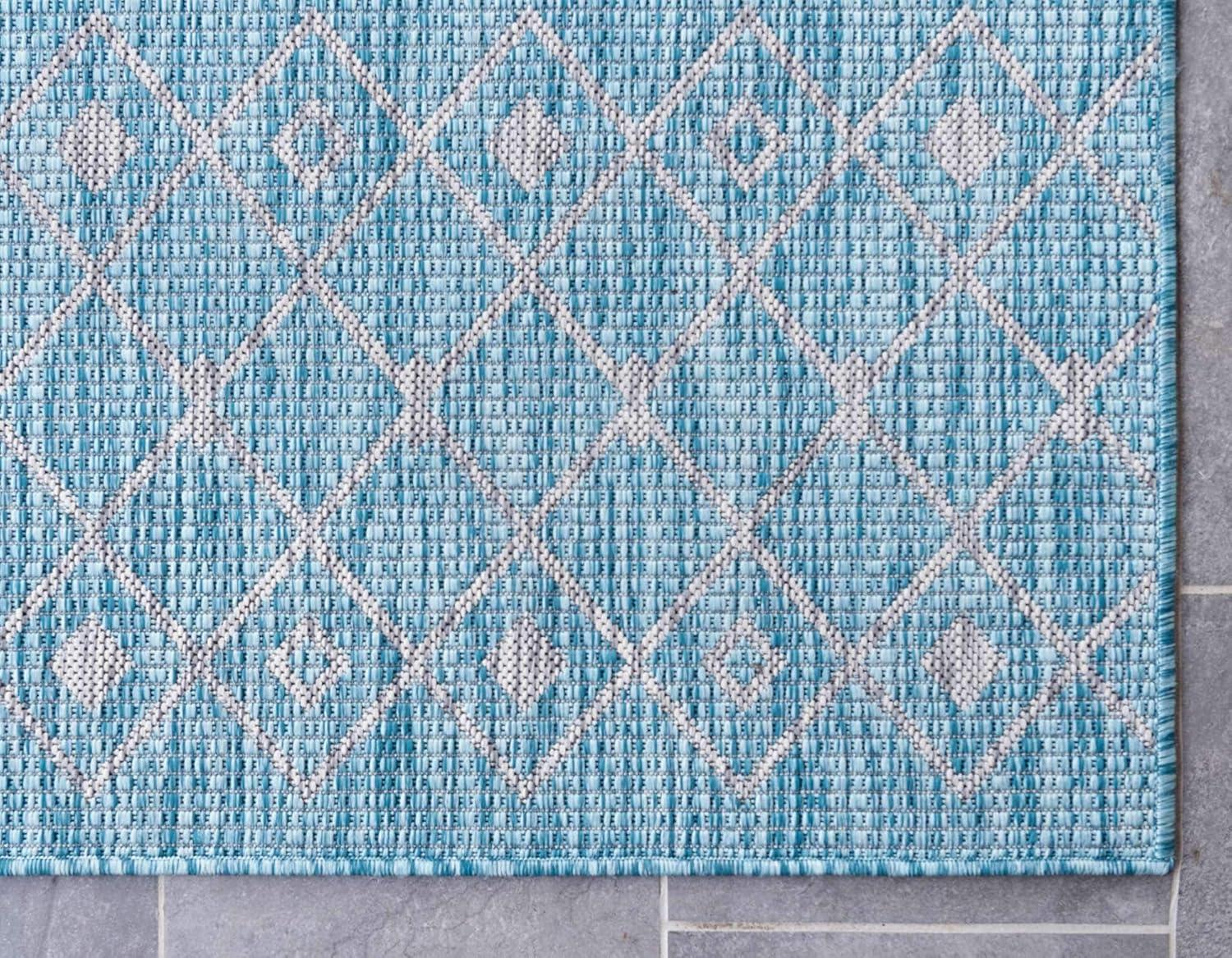 Light Aqua Trellis 6' x 9' Easy-Care Outdoor Rug