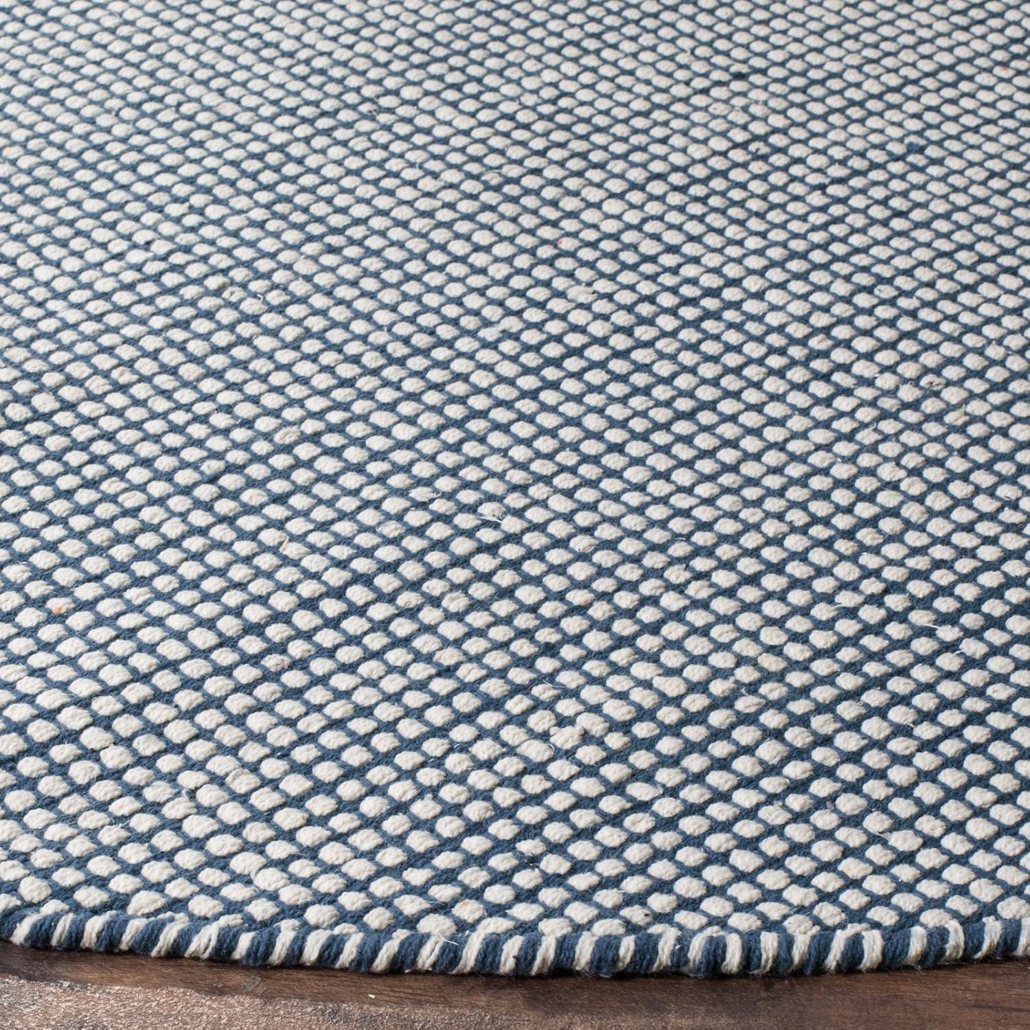 Montauk MTK345 Hand Woven Indoor Area Rug - Ivory/Black - 6'x6' - Safavieh