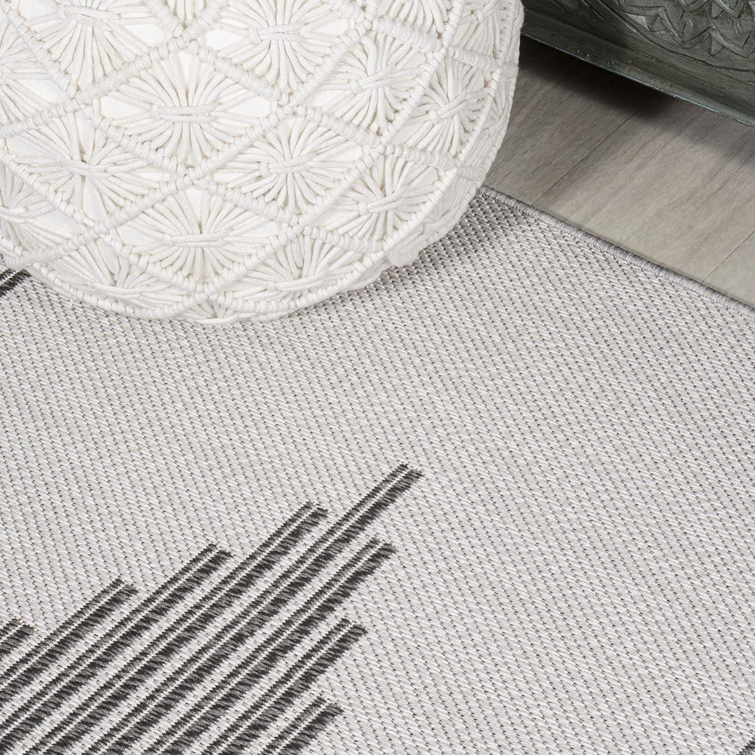 Vinales Diamond Stripe Indoor/Outdoor Area Rug - JONATHAN Y