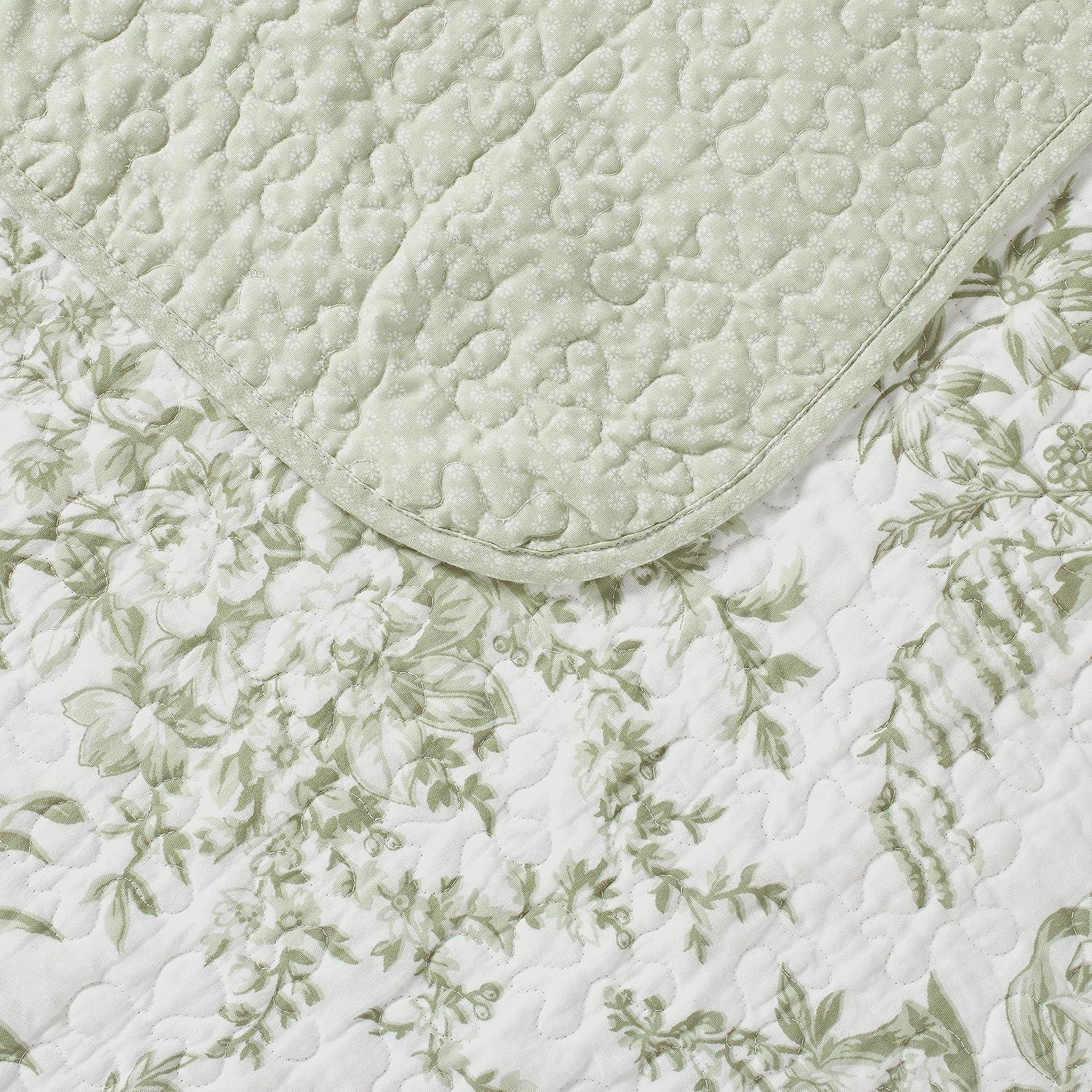Laura Ashley Laura Ashley Bedford Cotton Reversible Quilt Set