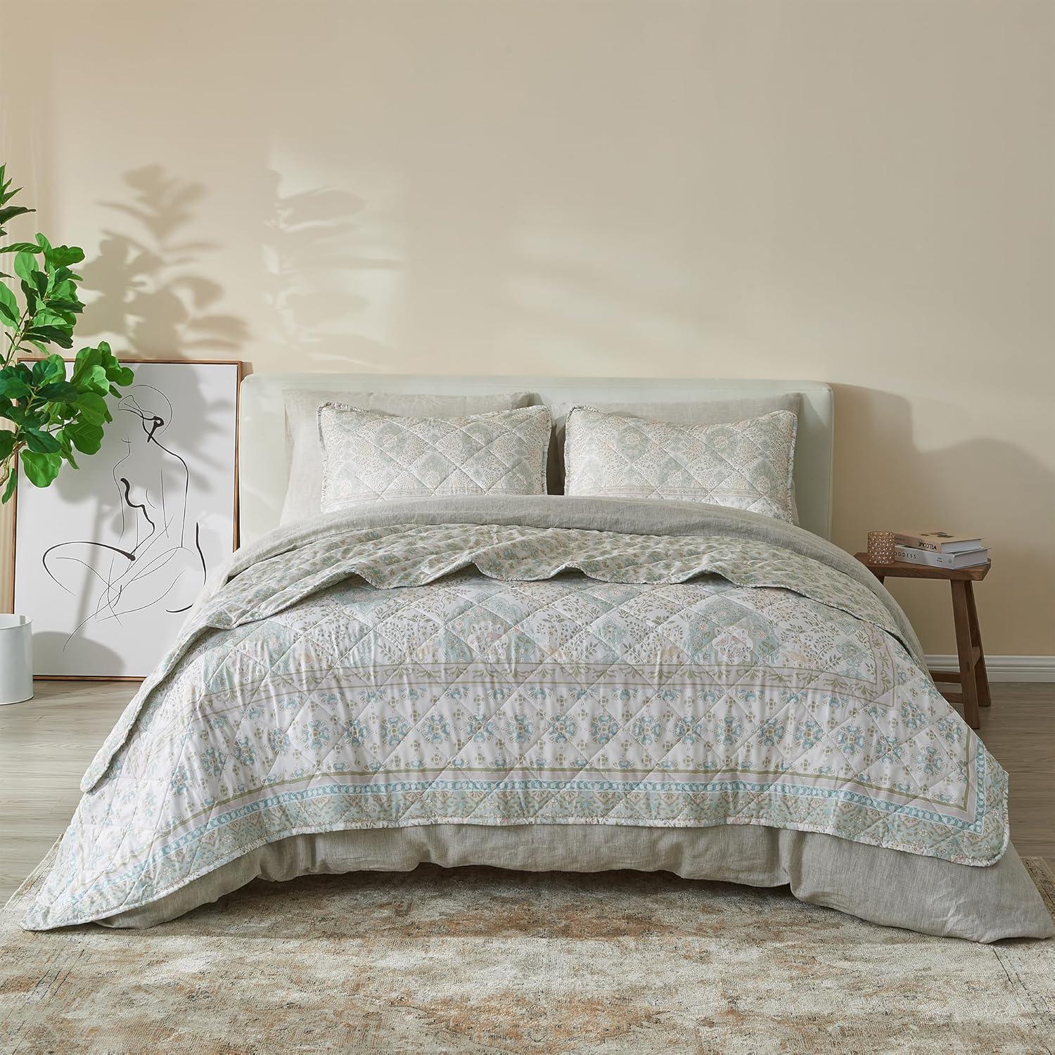 Vintage Comfort Reversible Coastal Design 3 Piece Quilt Set with Shams, King