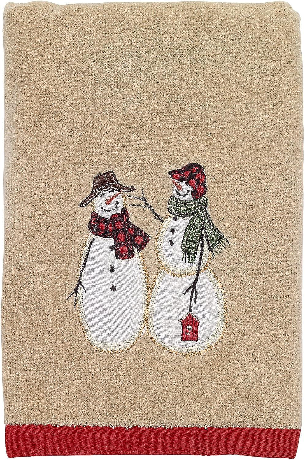 Avanti Holiday Snowmen Gathering Hand Towel