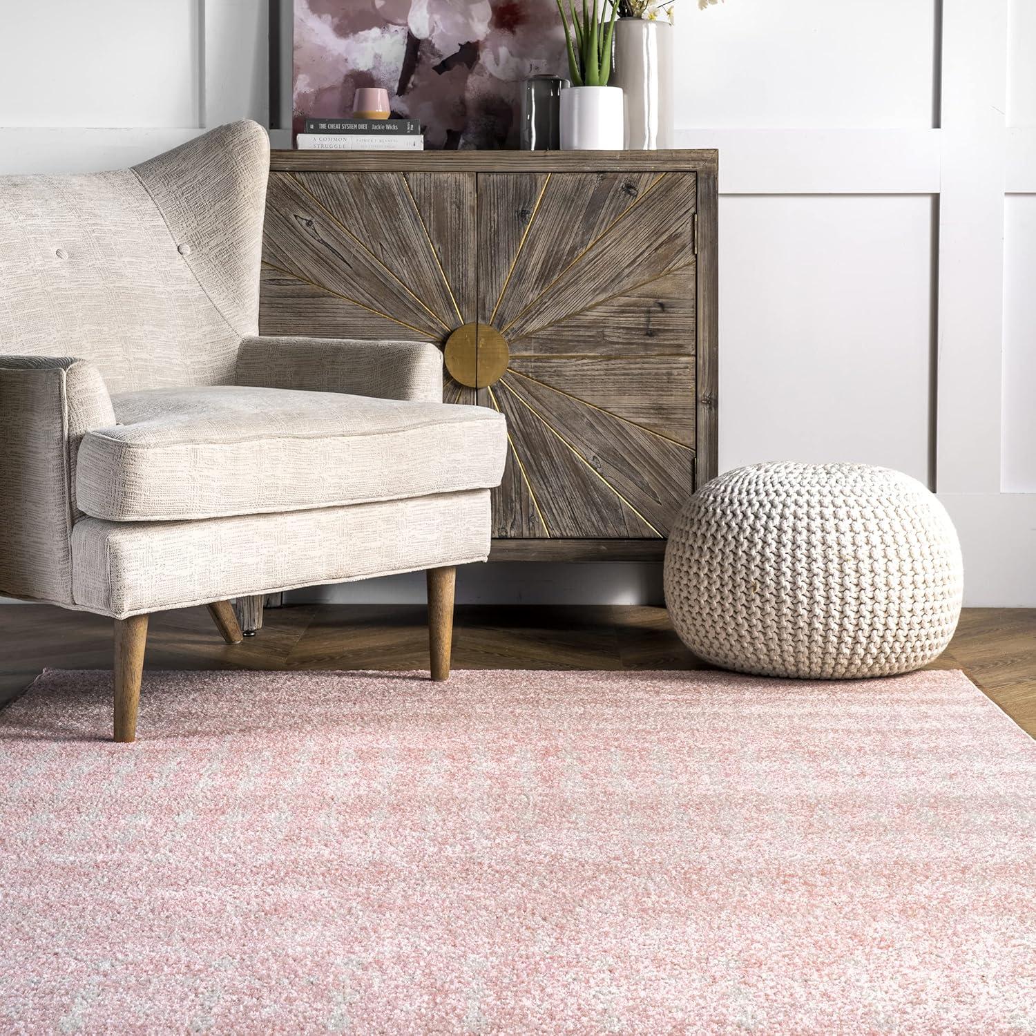 Chic Geometric Pink 5' x 7' Synthetic Easy-Care Area Rug