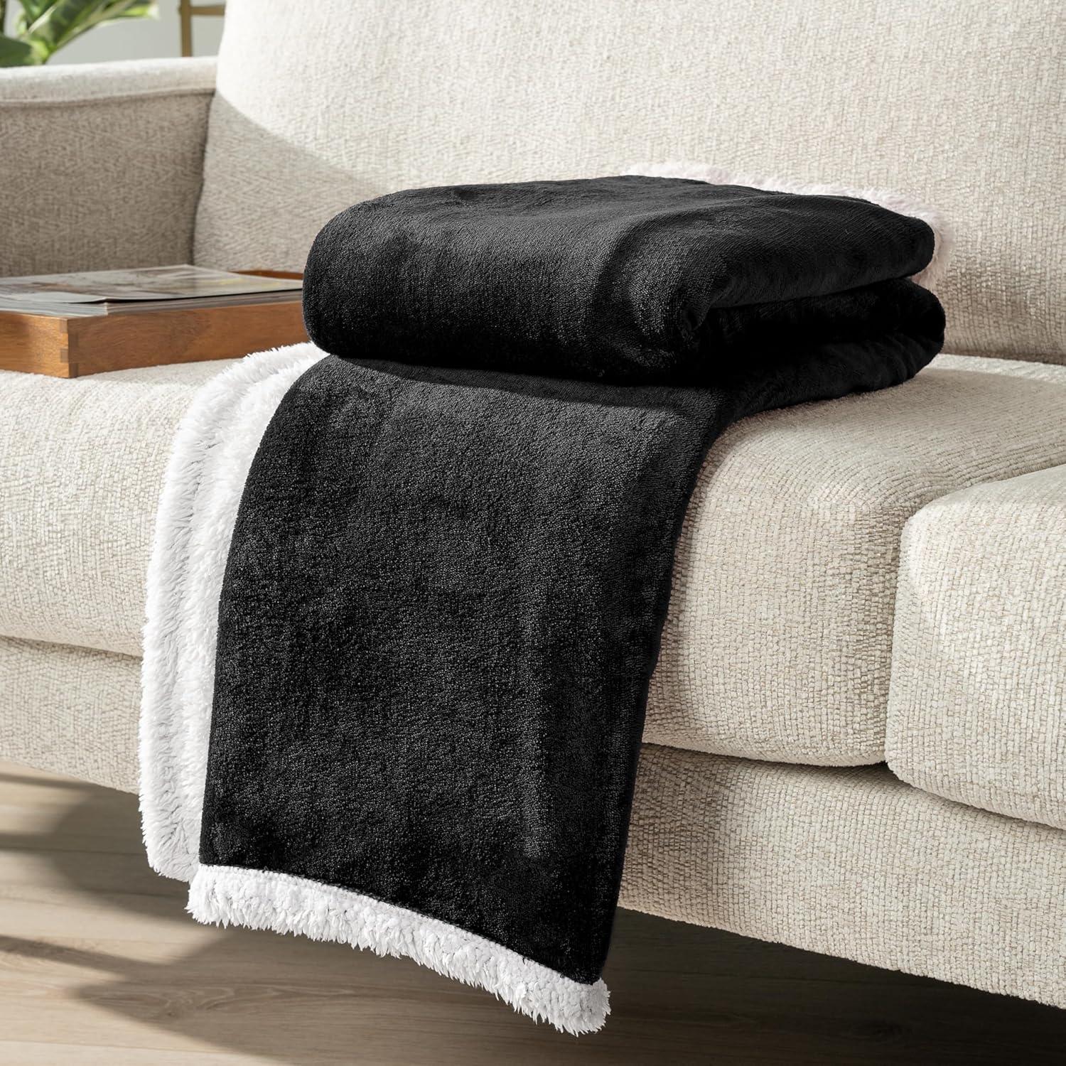 Pavilia Hand Woven Throw Blanket