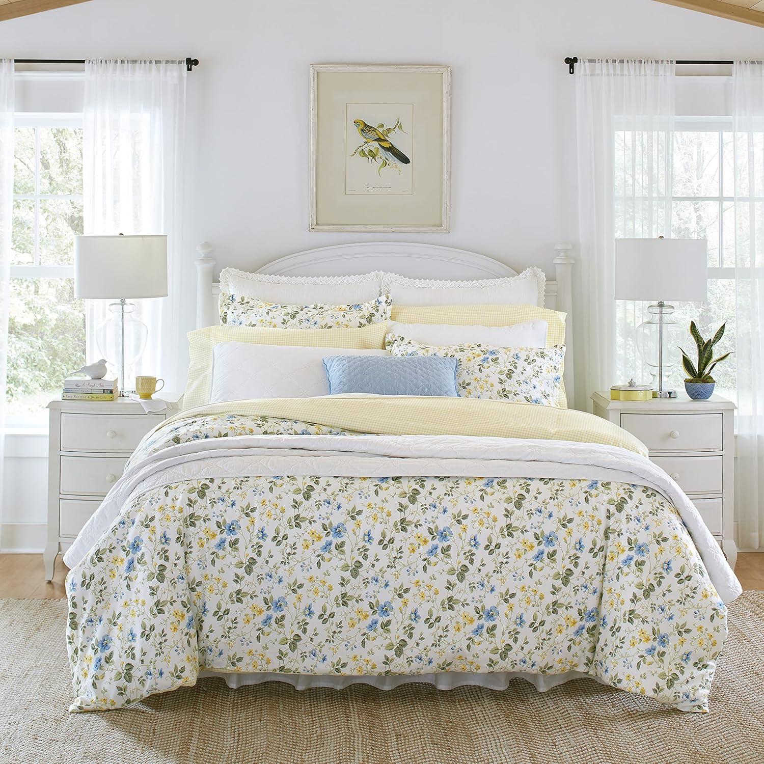 Laura Ashley Laura Ashley Meadow Floral Cotton Blue Duvet Cover Set