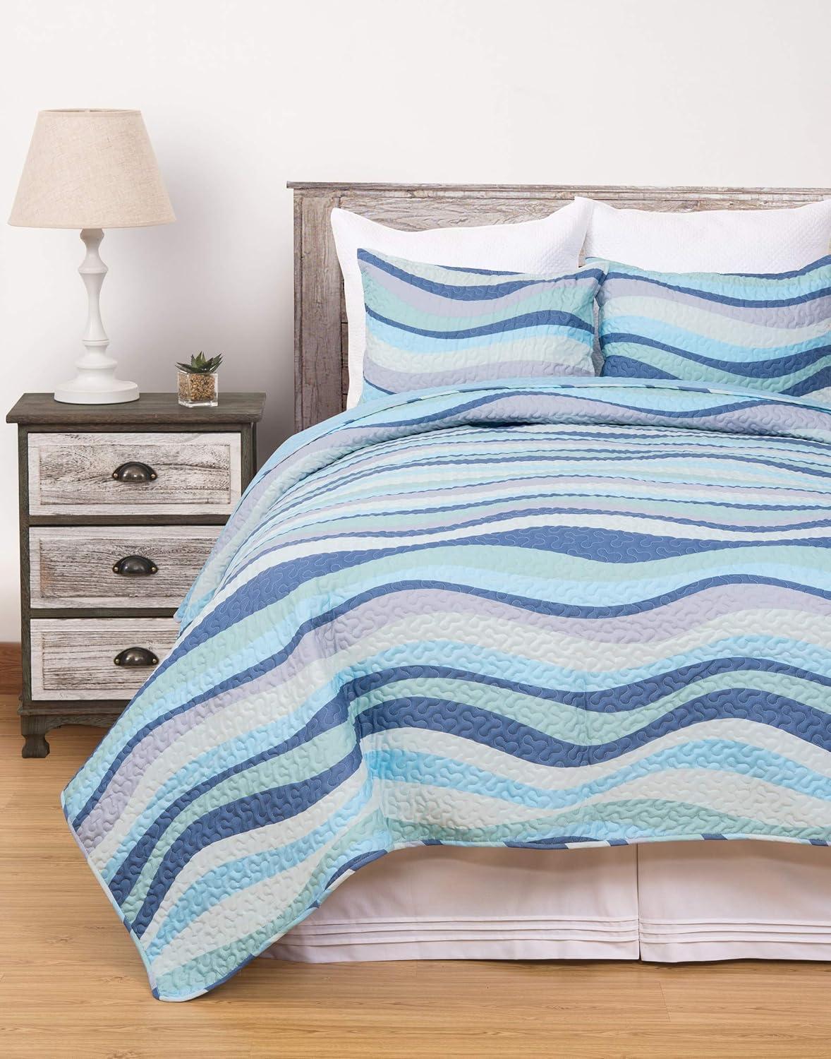 C&F Home Seawaves Coastal Beach Quilt Set - Reversible and Machine Washable