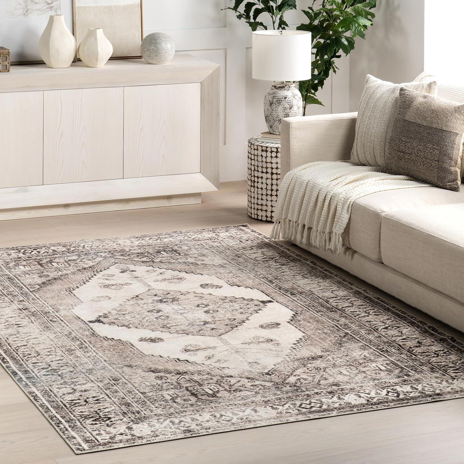 Eco-Friendly Gray Medallion 4' x 6' Synthetic Washable Rug