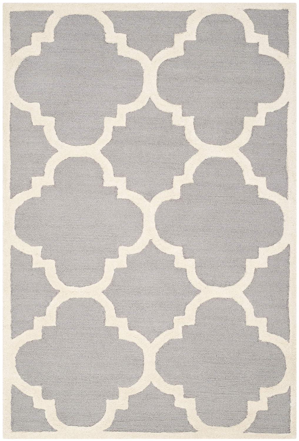 SAFAVIEH Cambridge Collection 5' x 8' Silver / Ivory CAM140D Handmade Moroccan Trellis Premium Wool Area Rug