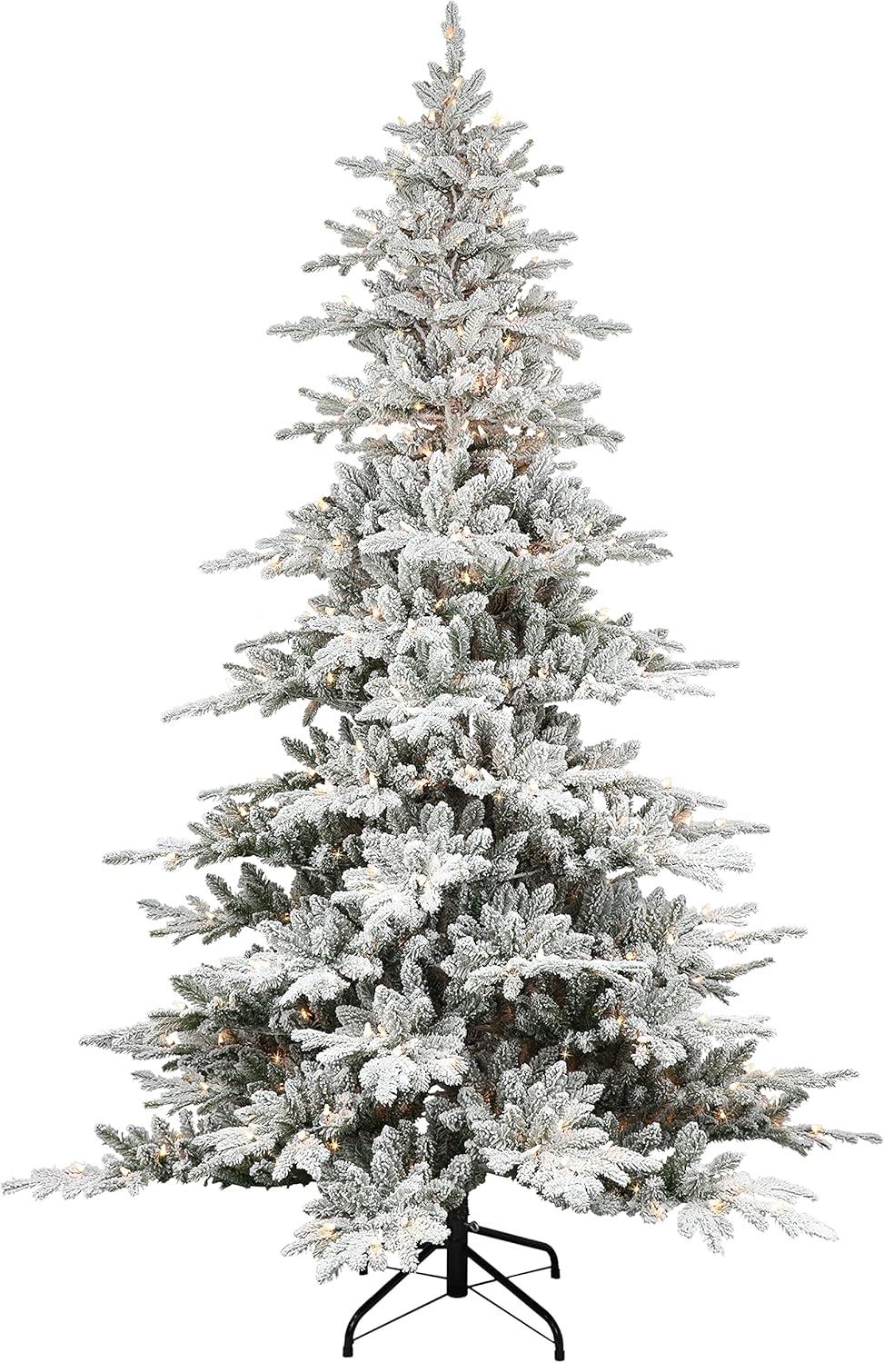 Pre-Lit 7.5' Flocked Green Fir Artificial Christmas Tree with 500 Lights