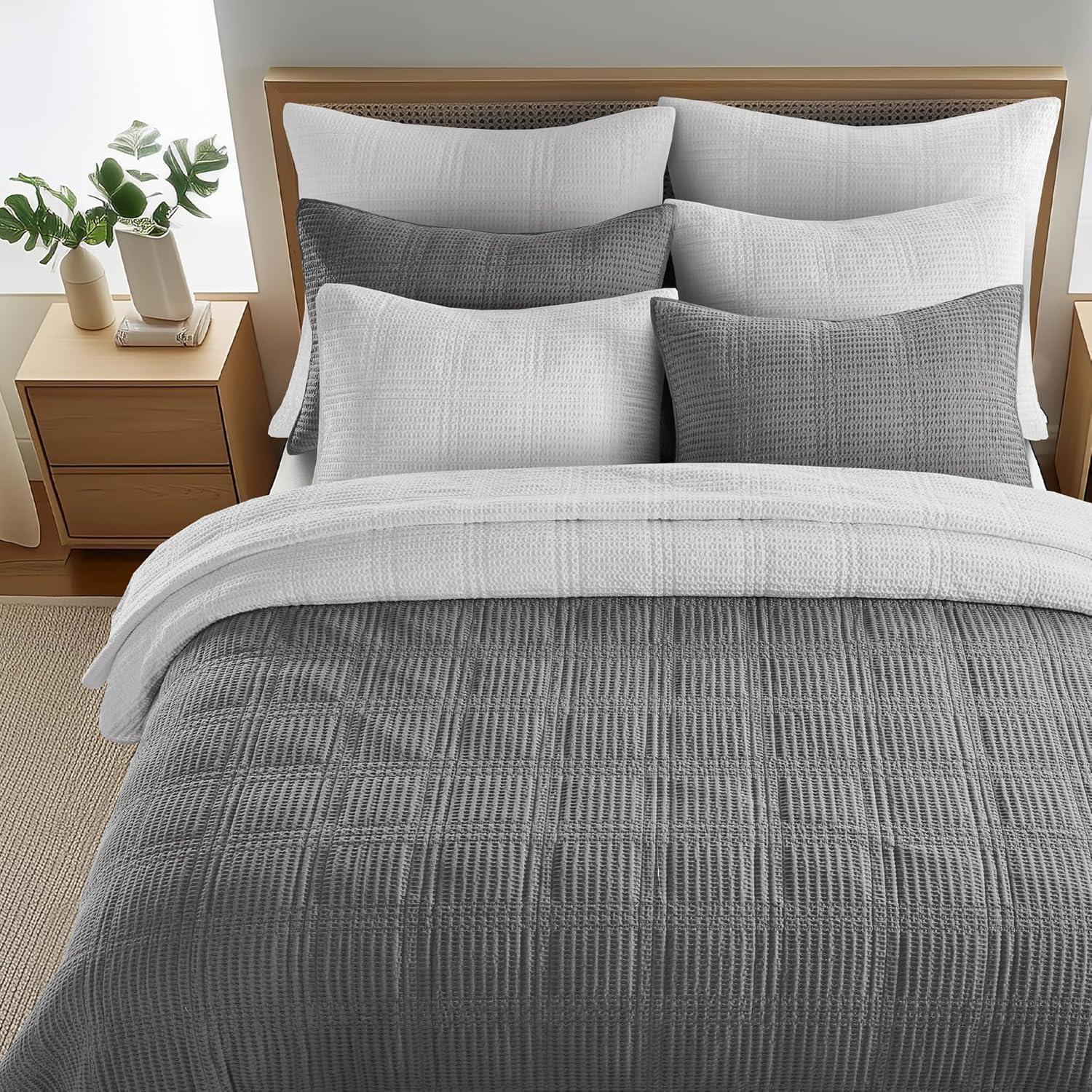 Cloud Waffle Grey Full/Queen Quilt Set - Levtex Home