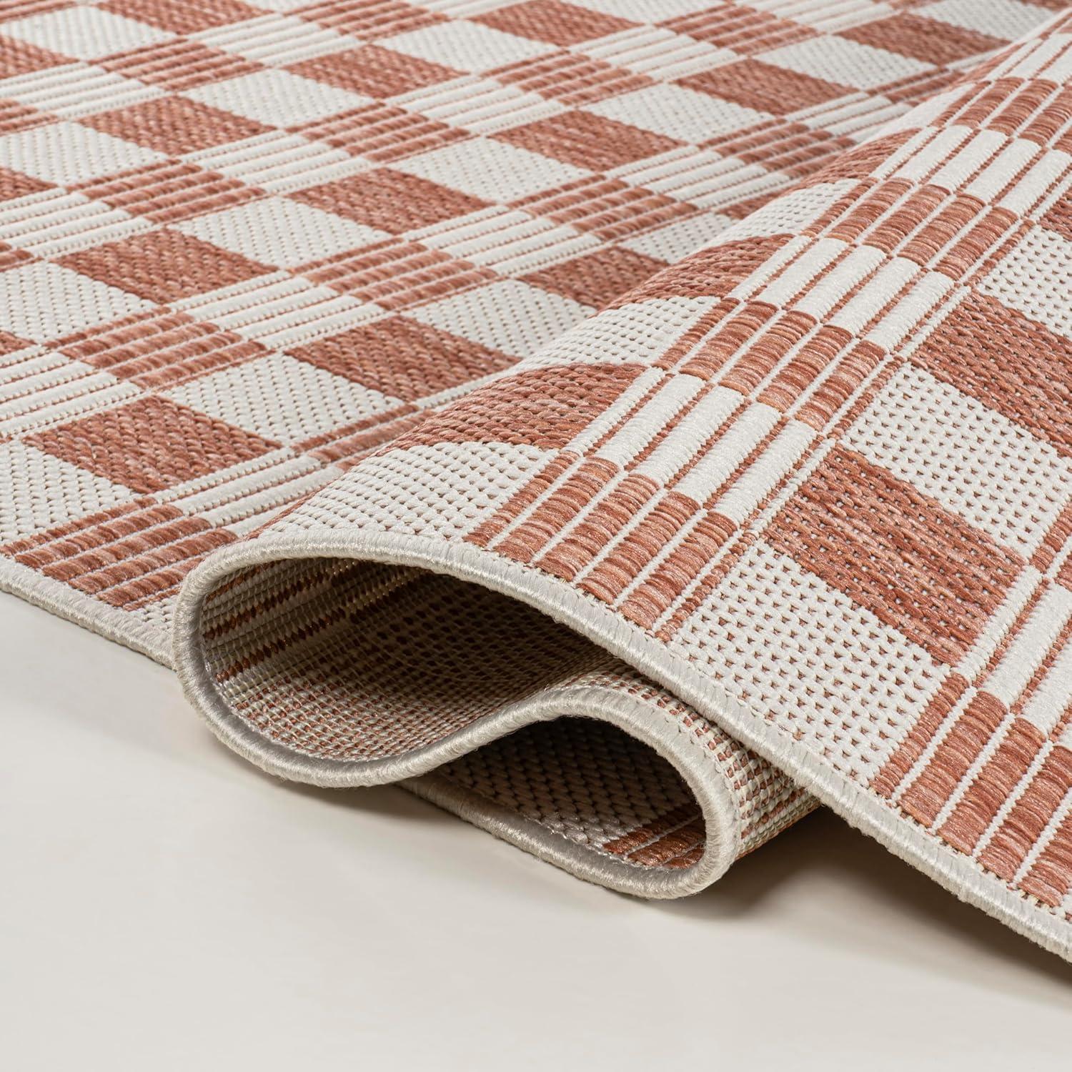 Aimee Traditional Cottage Checkerboard Salmon/Cream 3 ft. x 5 ft. Indoor/Outdoor Area Rug