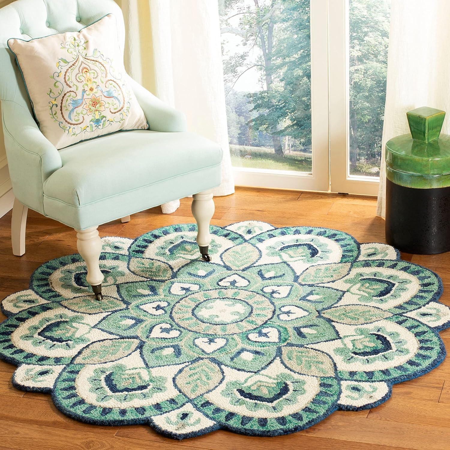 Handmade Floral Bliss Round Blue Wool Area Rug - 47"