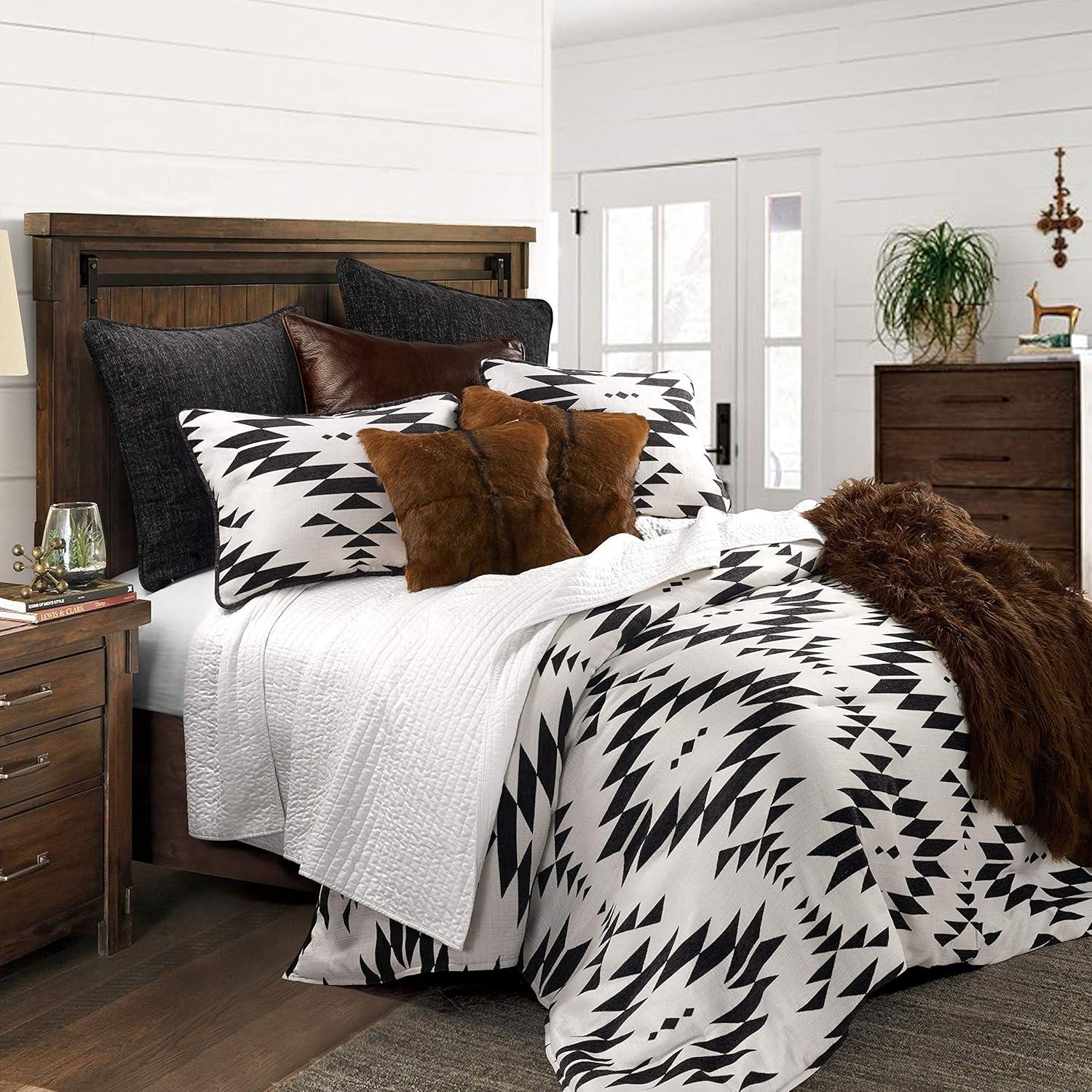 Amelia King Size Black and Off-White Aztec Comforter Set