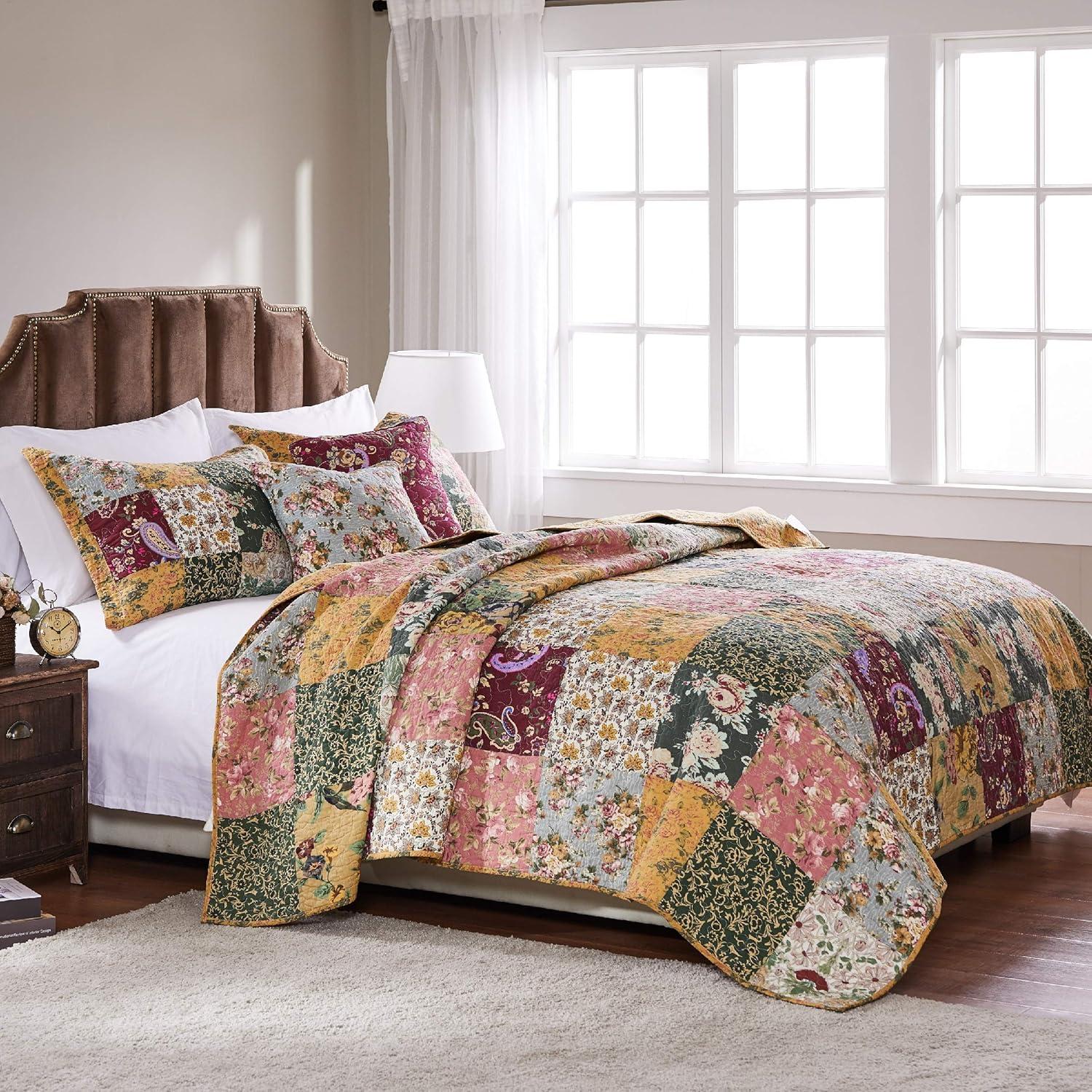 Antique Chic Quilt & Sham Bonus Set 5-Piece Multicolor by Greenland Home Fashion