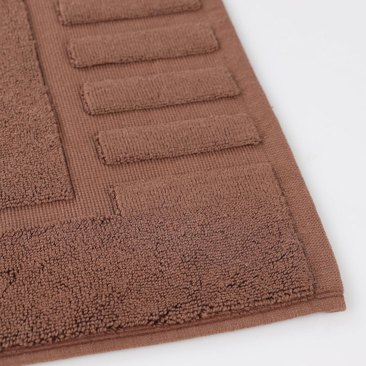 Superior Leo Cotton Geometric Border Bath Mat, 22" x 35", Set of 2, Brown