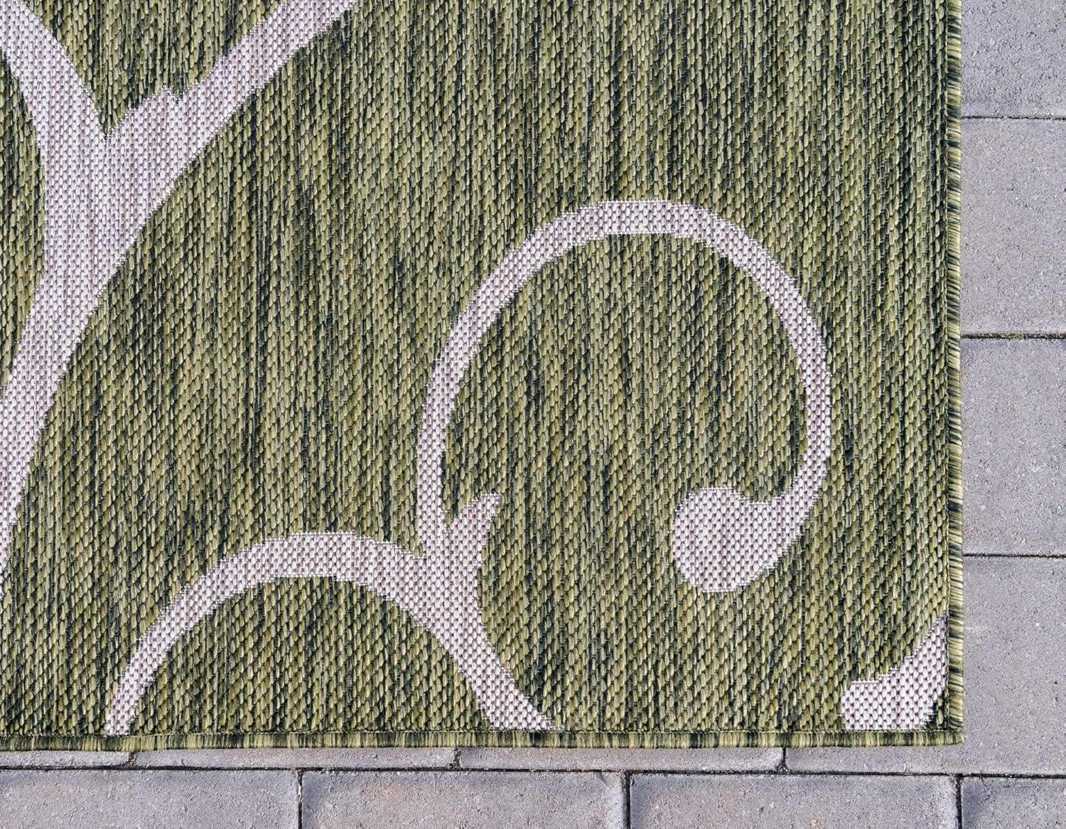 Green and Ivory Abstract Outdoor Runner Rug