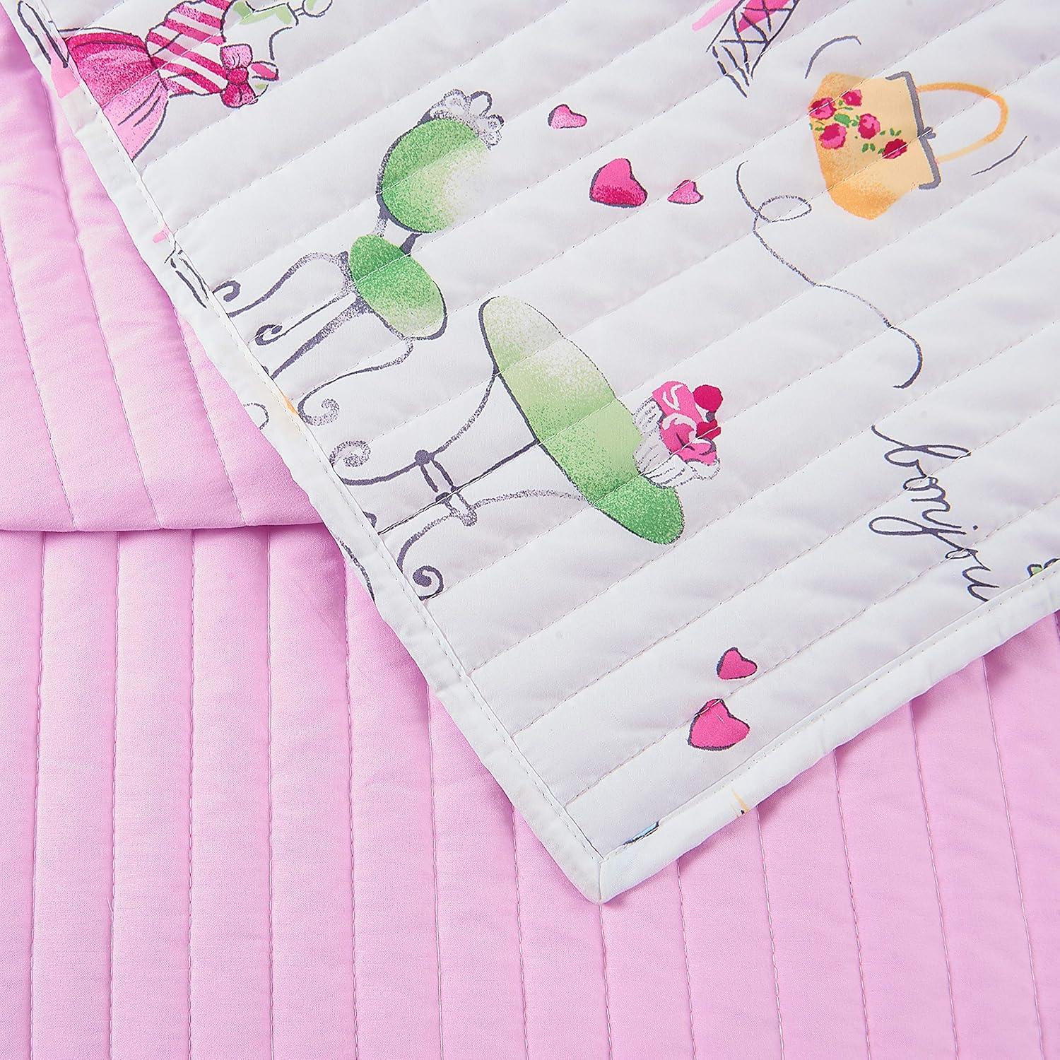 Urban Playground Pretty in Paris Reversible Pink Quilt Set