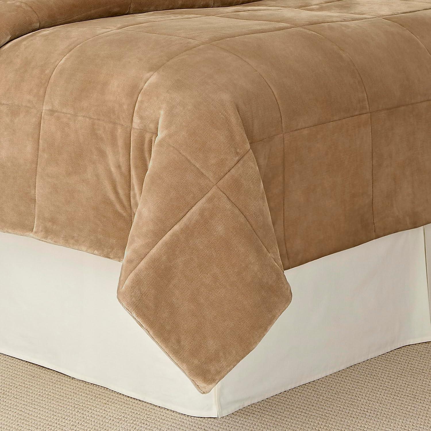 Vellux Queen Plush Lux Warm Blankets - All Season Blankets - Lightweight Quilted Blanket Full Queen Size - Ultra Soft Luxury Hotel Blanket - Box Stitched Blanket (Queen, Beige)