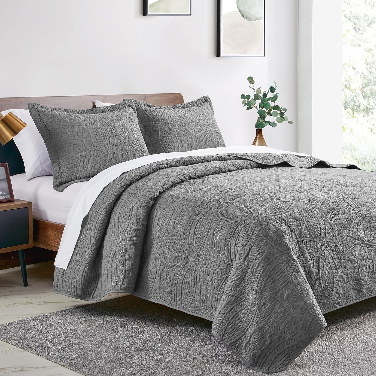 King Size Grey Microfiber Coin Pattern Quilt Set