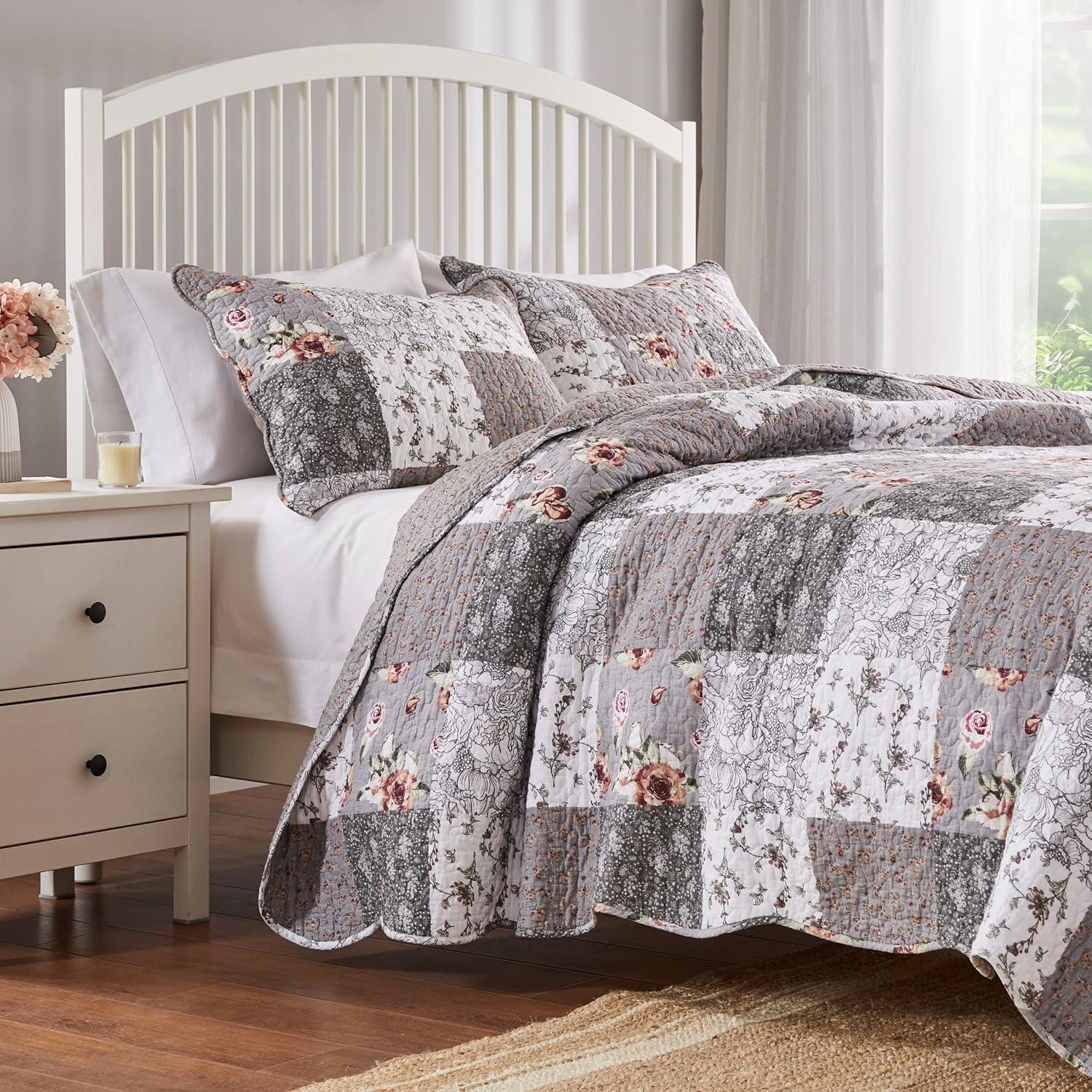 Giulia Quilt & Sham Set Gray/White - Greenland Home Fashions