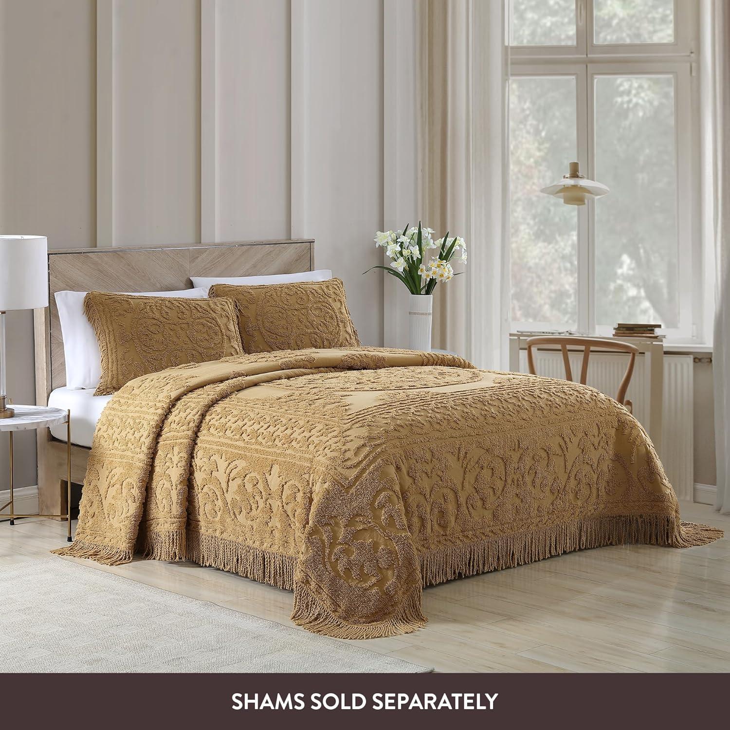Beatrice Home Fashions Medallion Cotton Farmhouse / Country Quilt