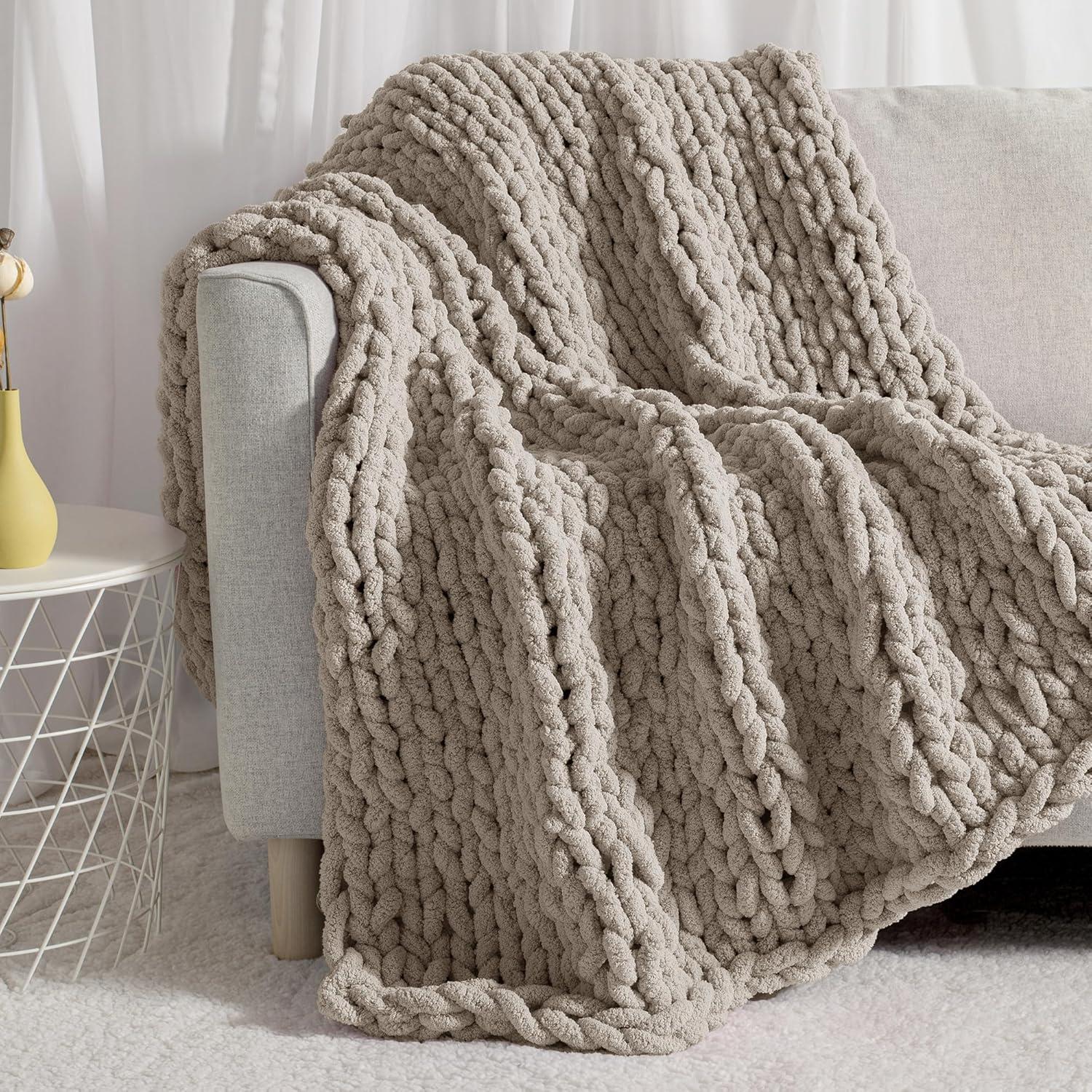 Carriediosa Chunky Knit Throw Blanket Handmade Soft Throws for Couch Sofa Bed, 50" x 60" Taupe