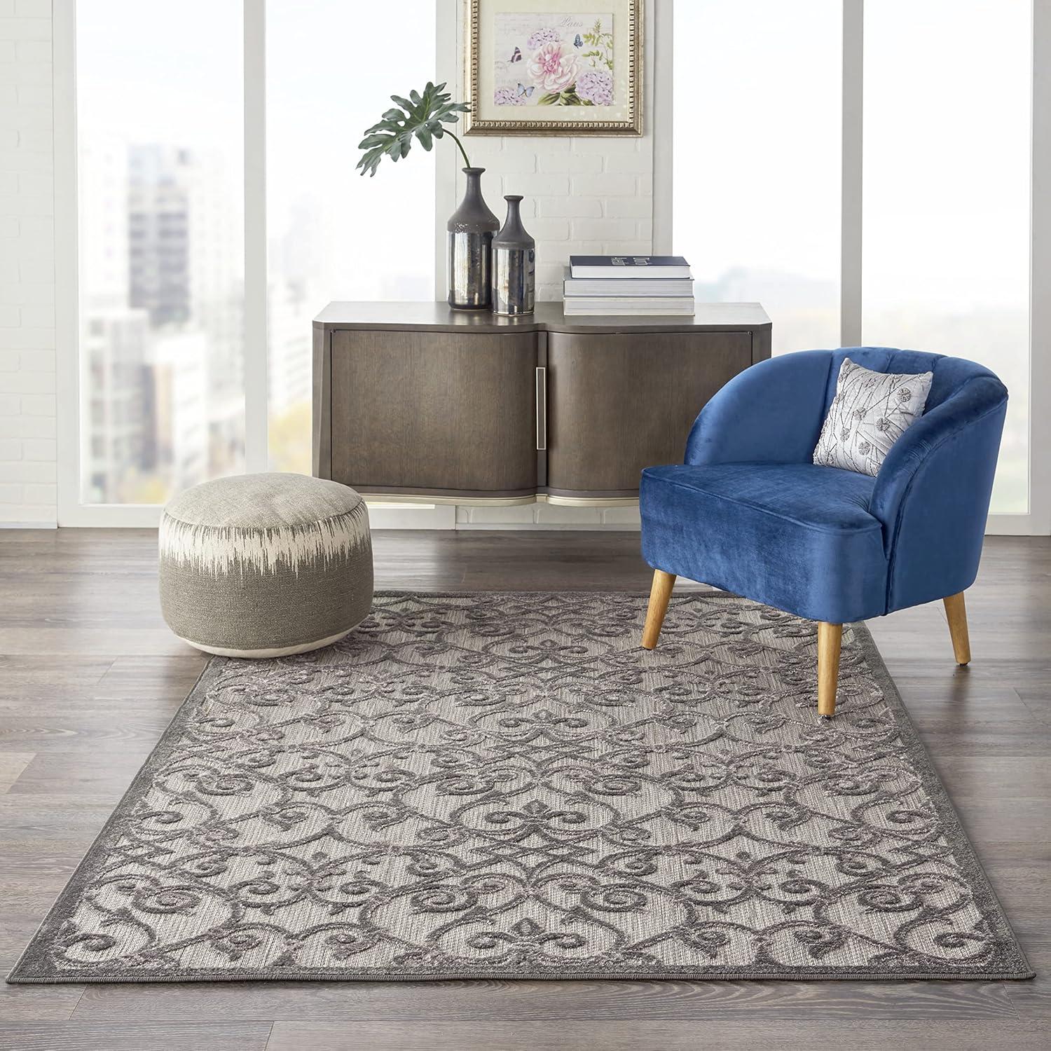Lark Manor™ Isalia Floral Indoor / Outdoor Rug