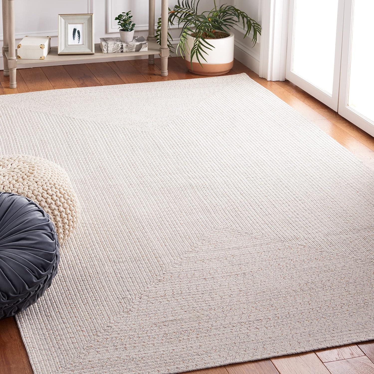 Braided BRA201 Hand Woven Area Rug  - Safavieh