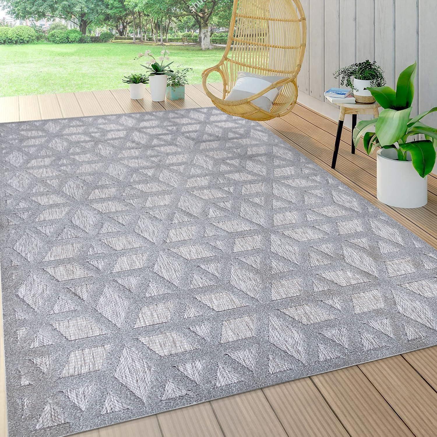 5'x8' Talaia Neutral Geometric Indoor/Outdoor Area Rug, Light Gray - JONATHAN Y