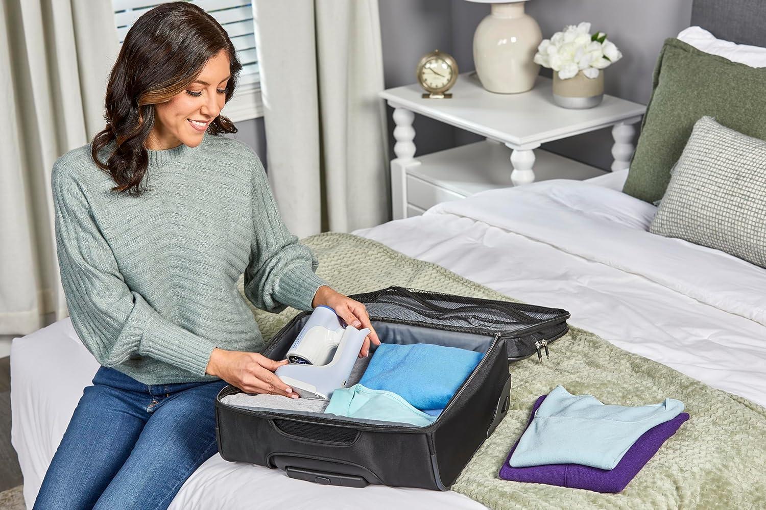 BLACK+DECKER Easy Foldable Steamer, GS0311-1PD, 45-Sec Heat Up, Extra Long Power Cord & Lint Remover