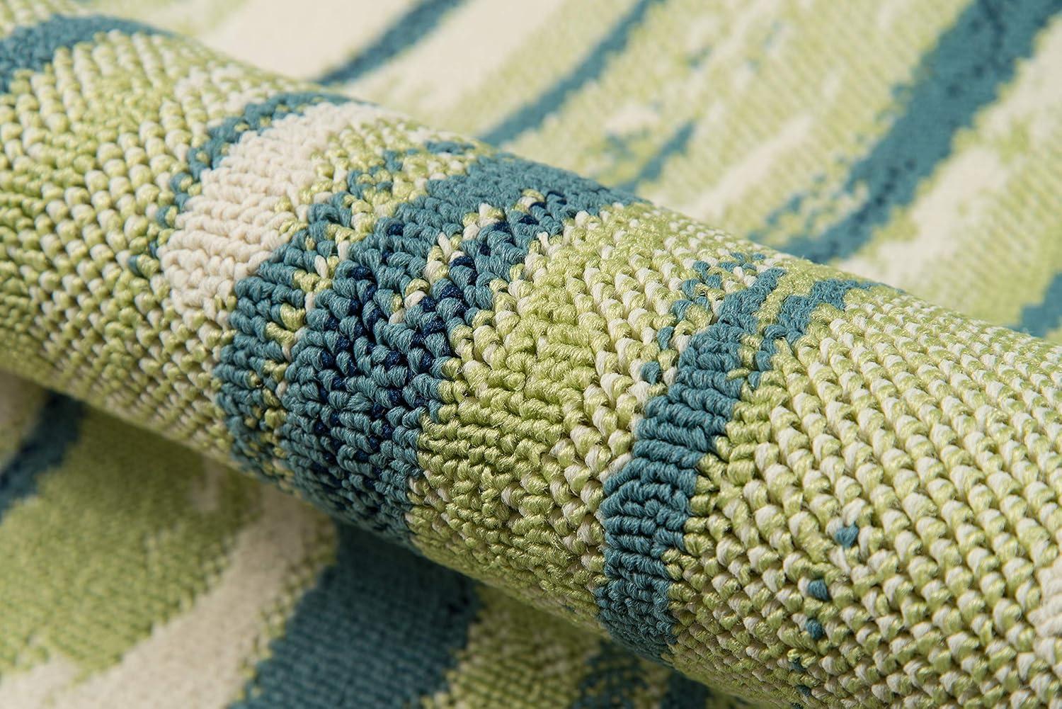 Momeni Baja Palm Leaf Area Rug, 6 ft 7 in x 9 ft 6 in, Green