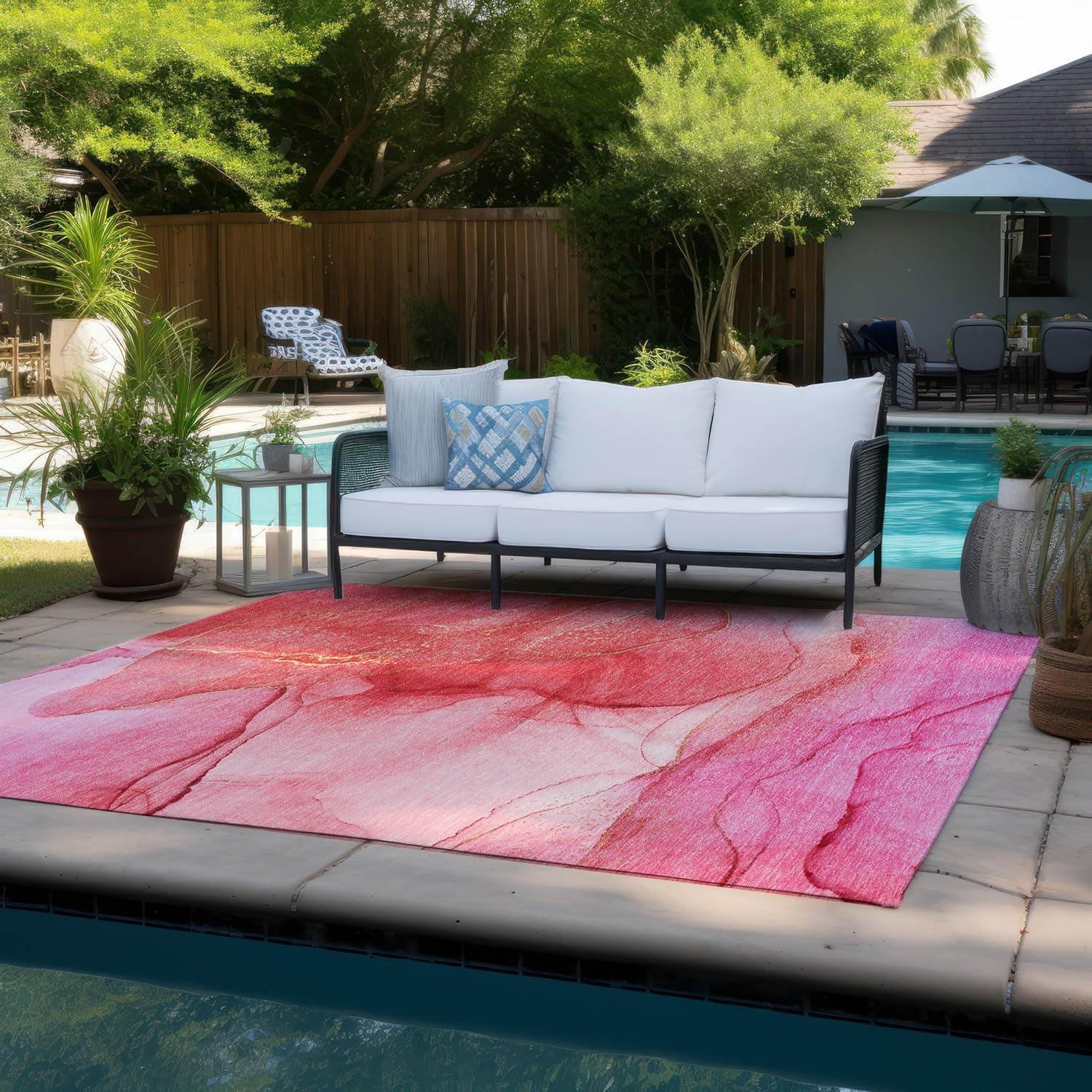 Pink Watercolor Pattern Synthetic Washable 3' x 5' Rug