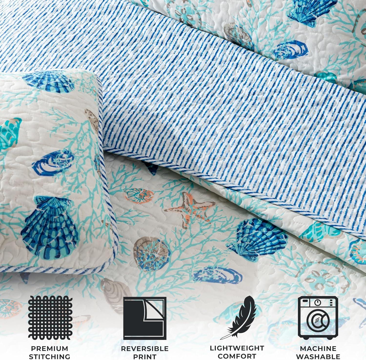 Great Bay Home Coastal Beach Reversible Quilt Set With Shams