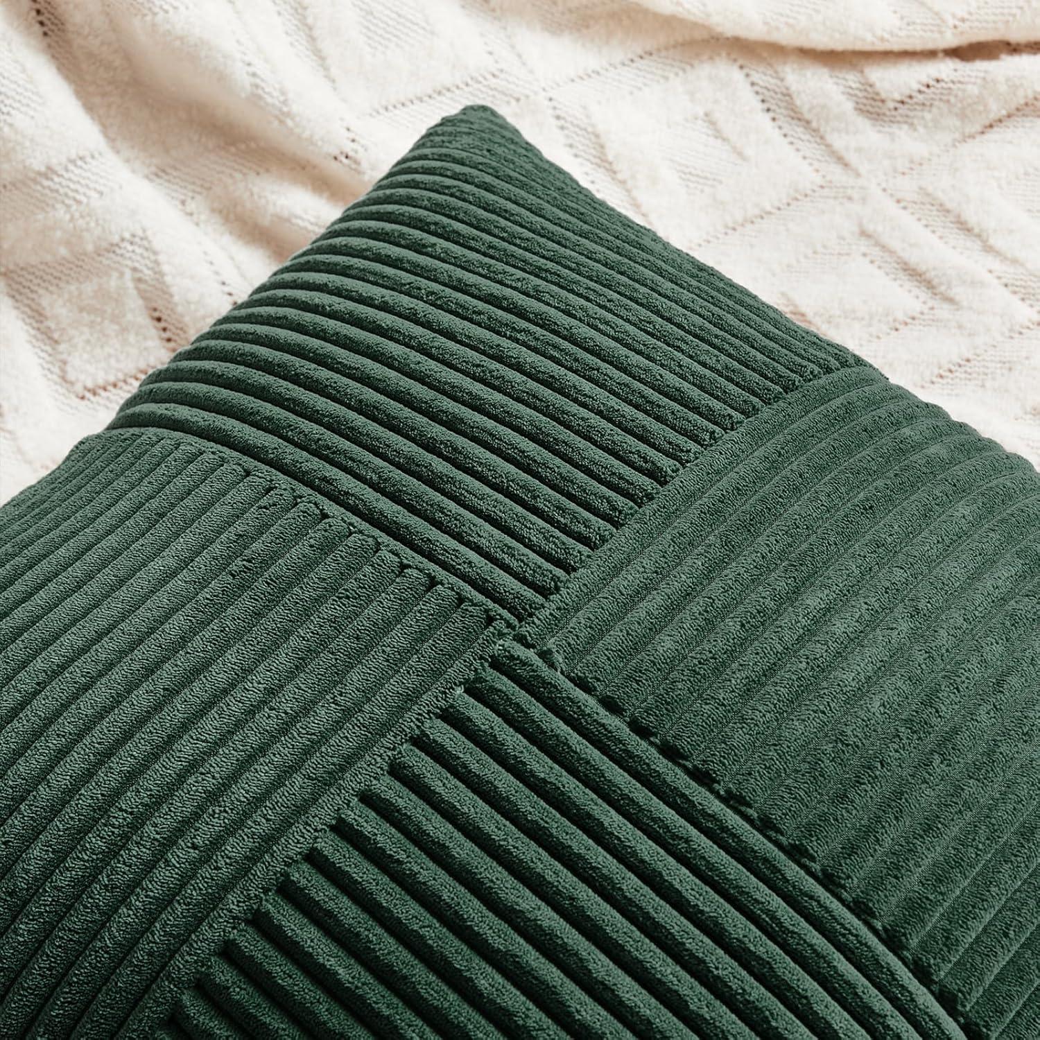 Deconovo Decorative Velvet Throw Pillow Covers, Set of 2, Soft & Elegant Cushion Covers for Sofa, Bedroom, Living Room & Home Decor, Wave/Cream White, 16x16 Inch