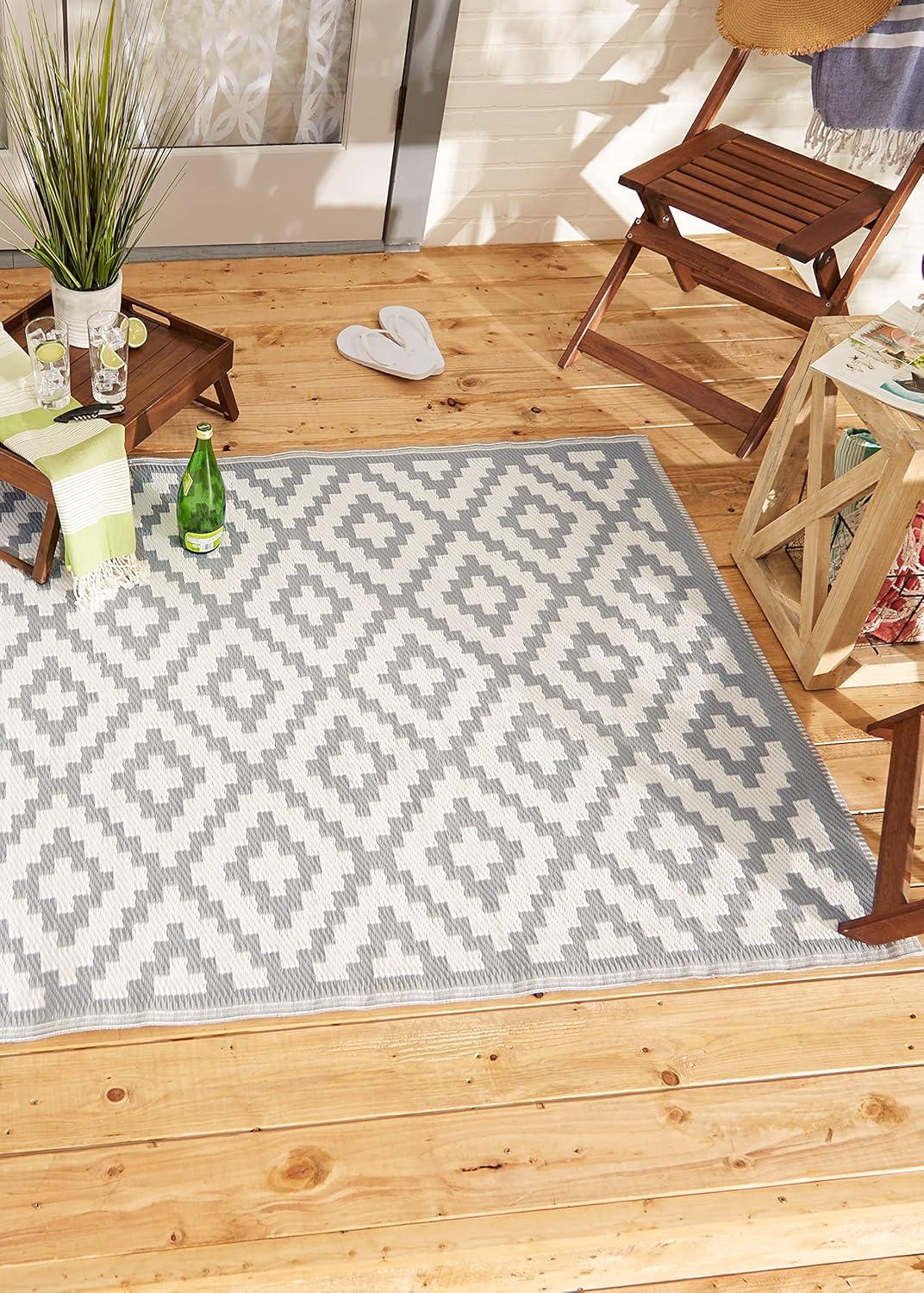 DII Outdoor Rug Collection Mesa Reversible, 4x6 Ft, Gray & White