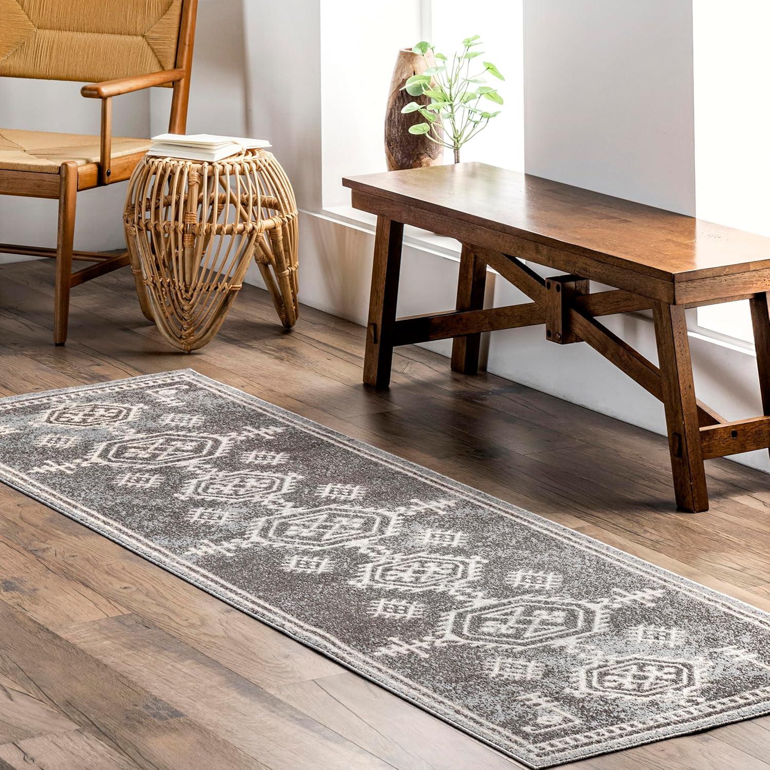 Nuloom Kyleigh Machine Washable Southwestern Indoor Area Rug