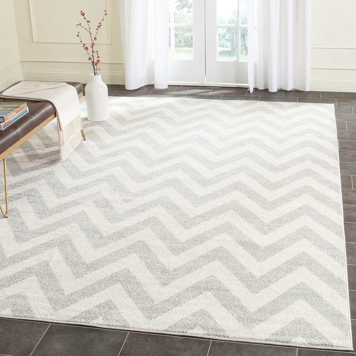 Amherst AMT419 Power Loomed Indoor Accent Rug - Light Grey/Beige - 3'x5' - Safavieh