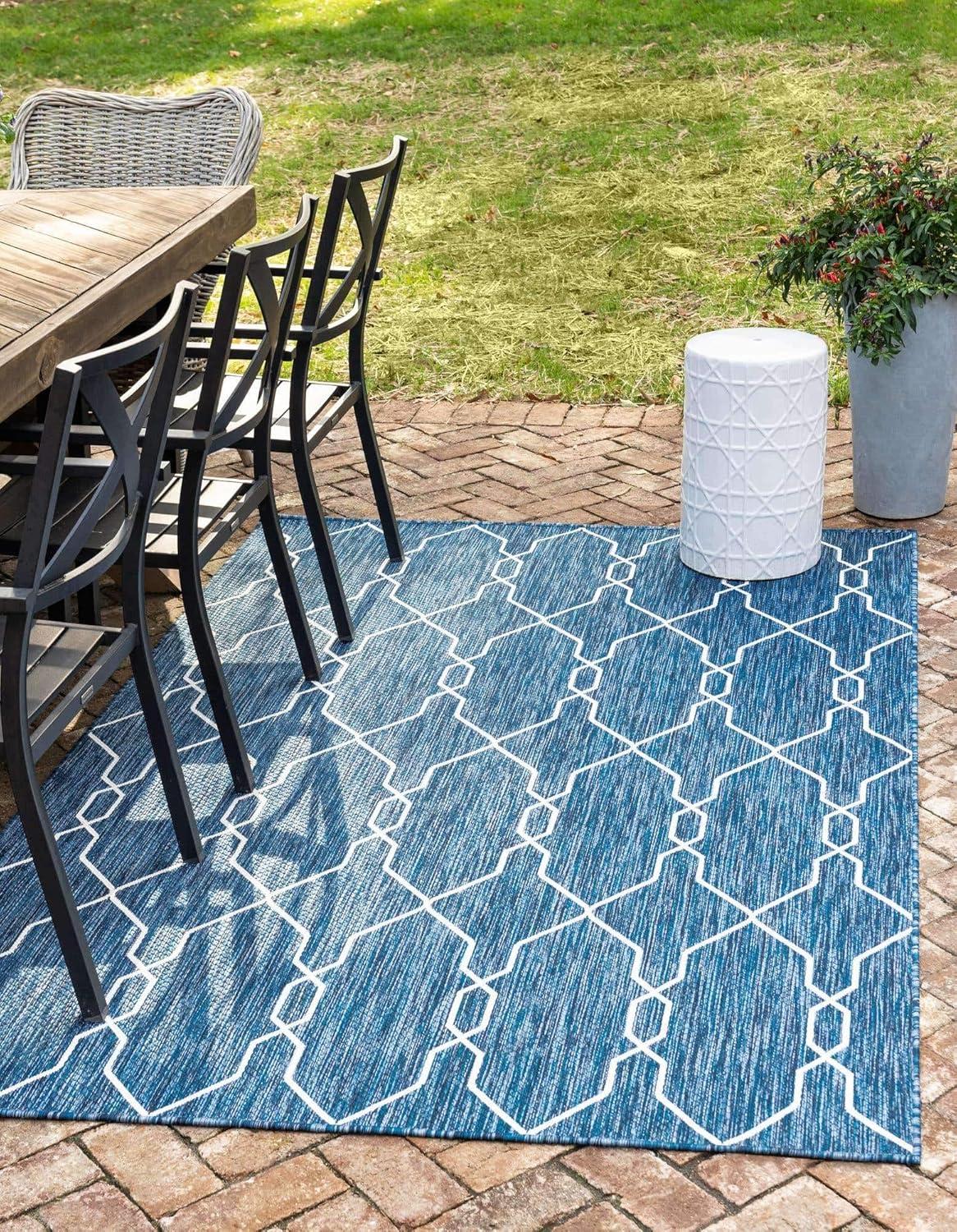 Unique Loom Outdoor Trellis Collection Area Rug - Links Trellis (8' x 11' 4" Rectangle Blue/Ivory)