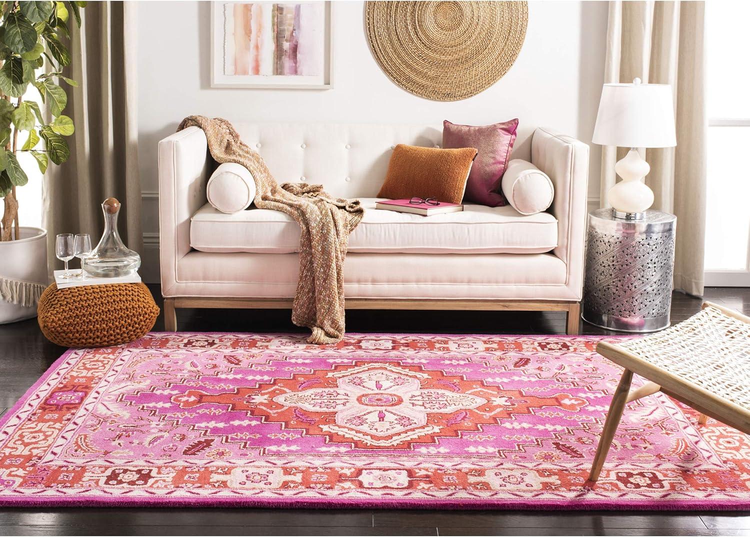 Handmade Bohemian Chic Red & Pink Wool Area Rug - 4' x 6'