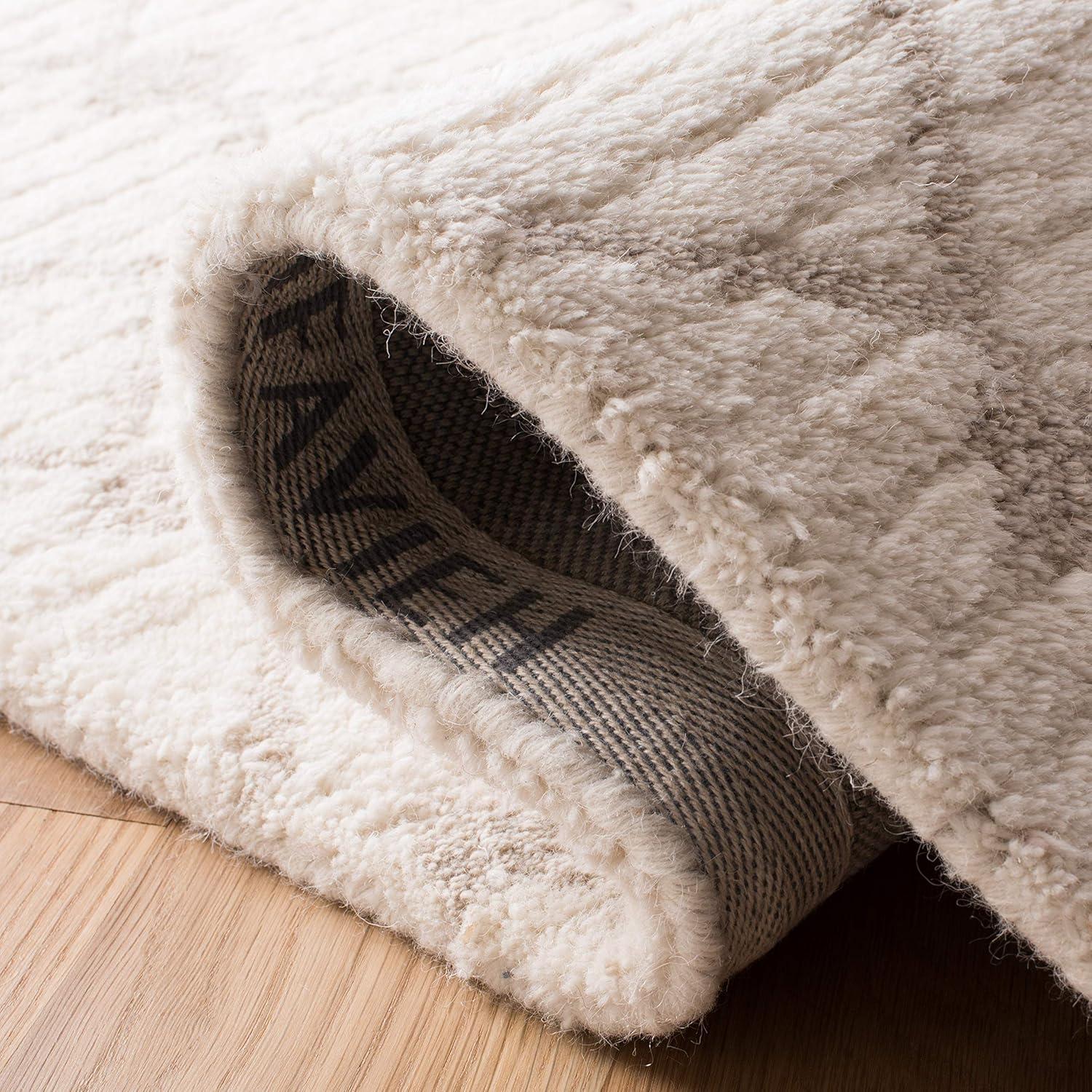 Casablanca CSB203 Hand Tufted Indoor Area Rug - Ivory/Beige - 4'x6' - Safavieh