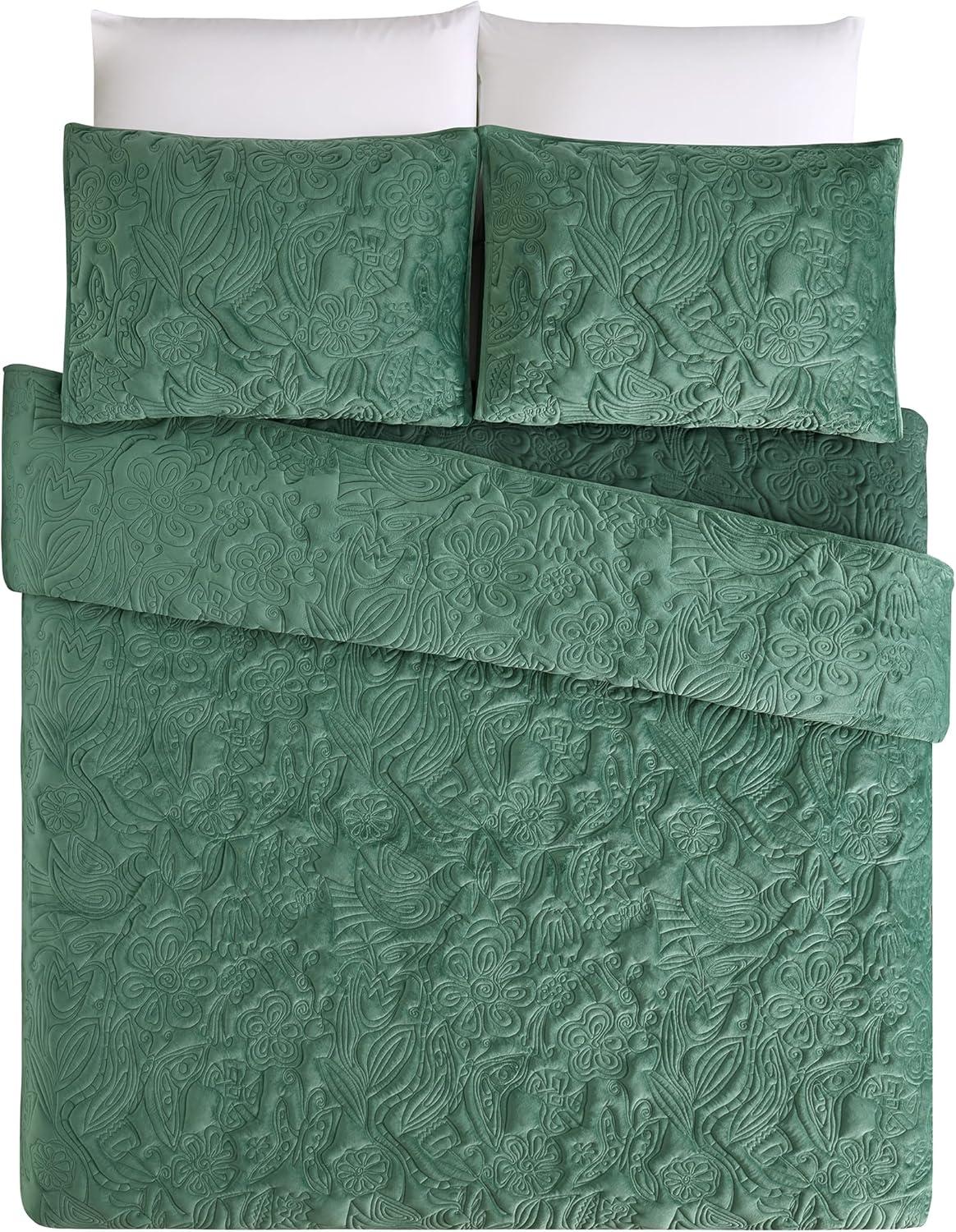 Secret Garden Velvet Quilt Set