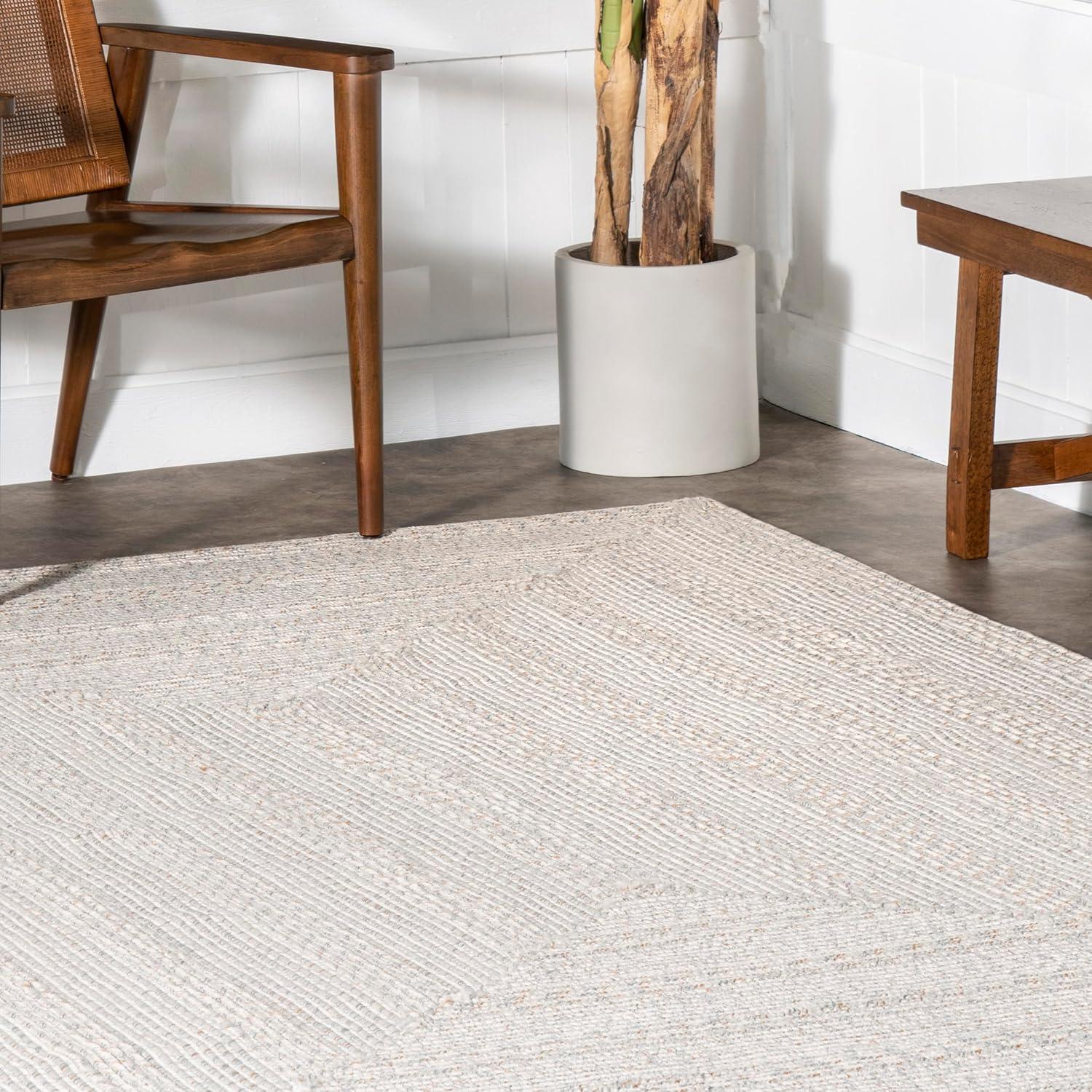 Nuloom Rowan Solid 5x8 Indoor/Outdoor Area Rug for Living Room Patio Deck Front Porch Kitchen, Ivory