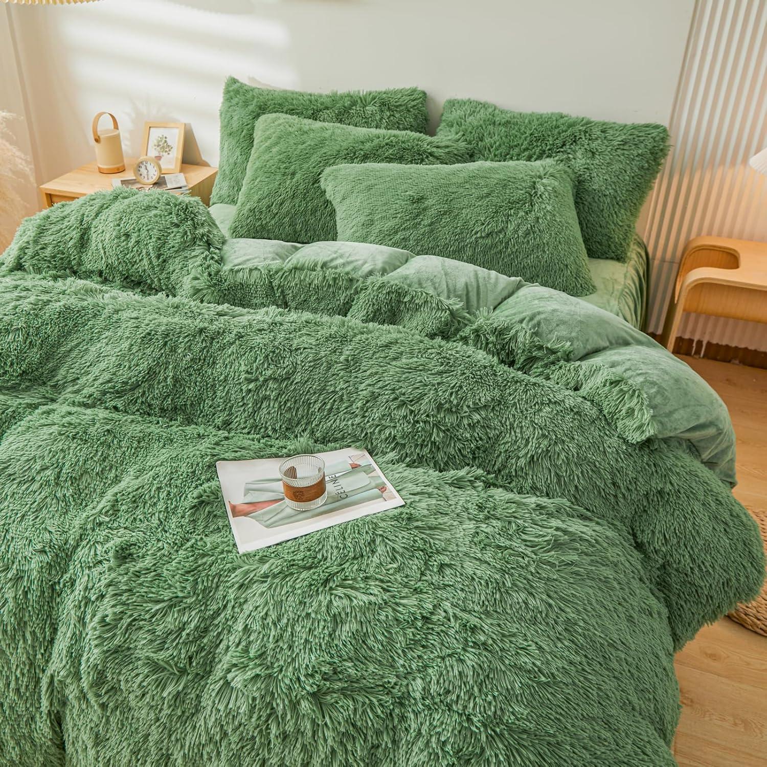 LIFEREVO 3 Pieces Luxury Plush Shaggy Faux Fur Duvet Cover Set(1 Fluffy Fuzzy Comforter Cover + 2 Pompoms Fringe Quilted Pillow Shams) Furry Bed Set, Zipper Closure, Queen Size, Dark Green