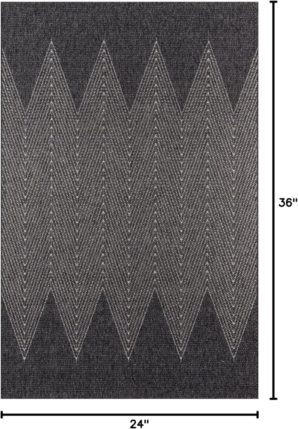 2'x3' Zig Zag Loomed Accent Rug Charcoal - Momeni: Contemporary Indoor/Outdoor Low Pile Area Rug, Machine Made