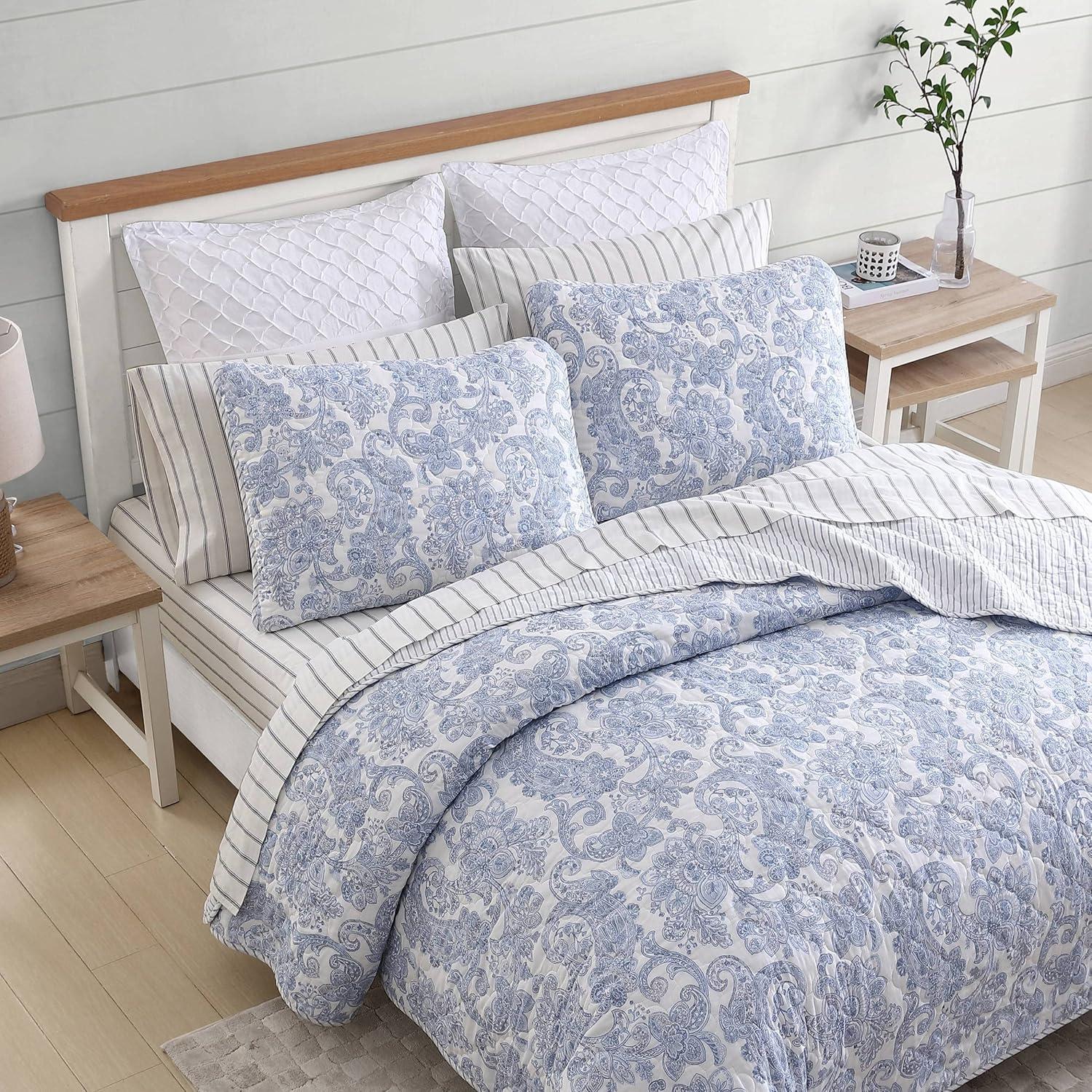 Paisley Blue Full Quilt Set with Reversible Cotton Design